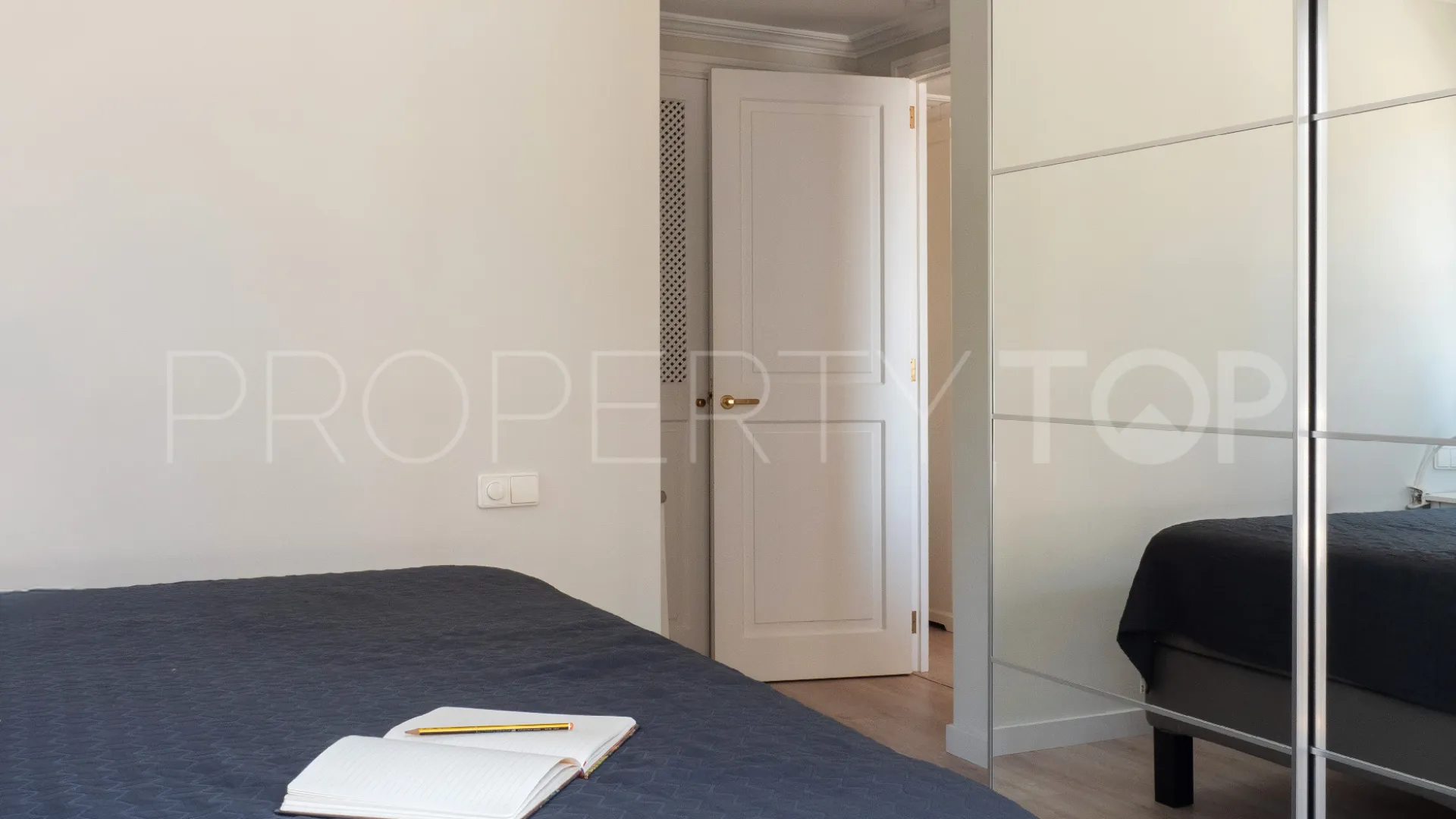 Sant Agusti apartment for sale