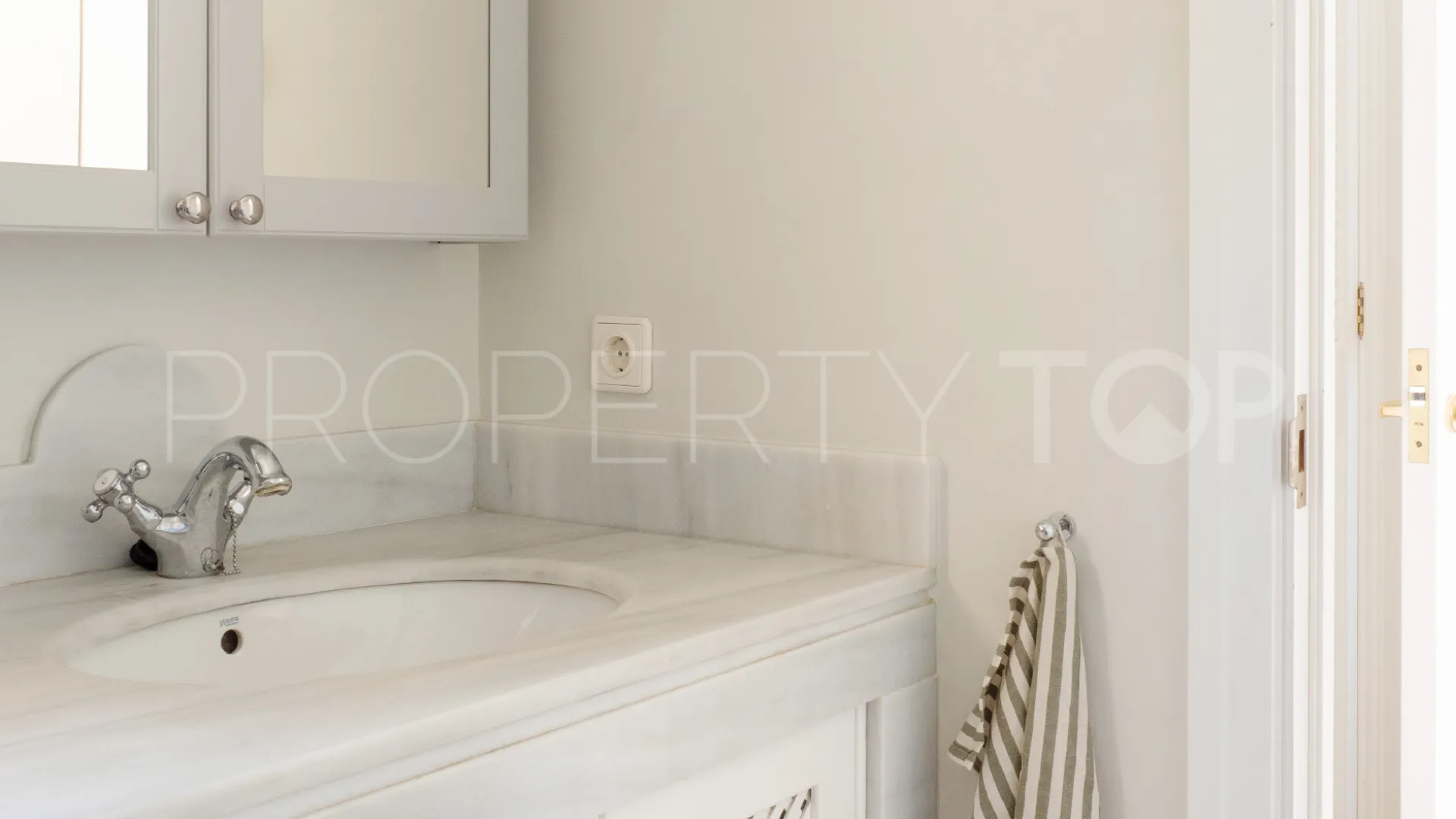 Sant Agusti apartment for sale