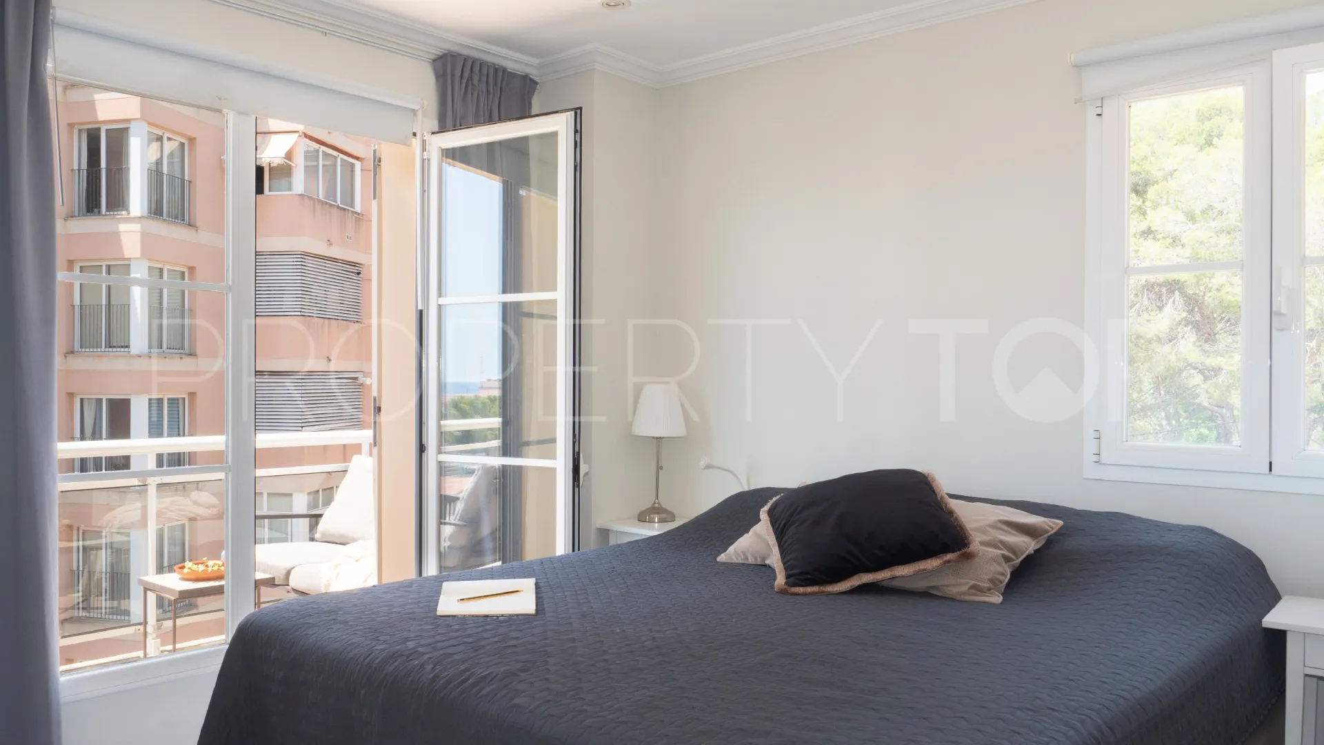 Sant Agusti apartment for sale