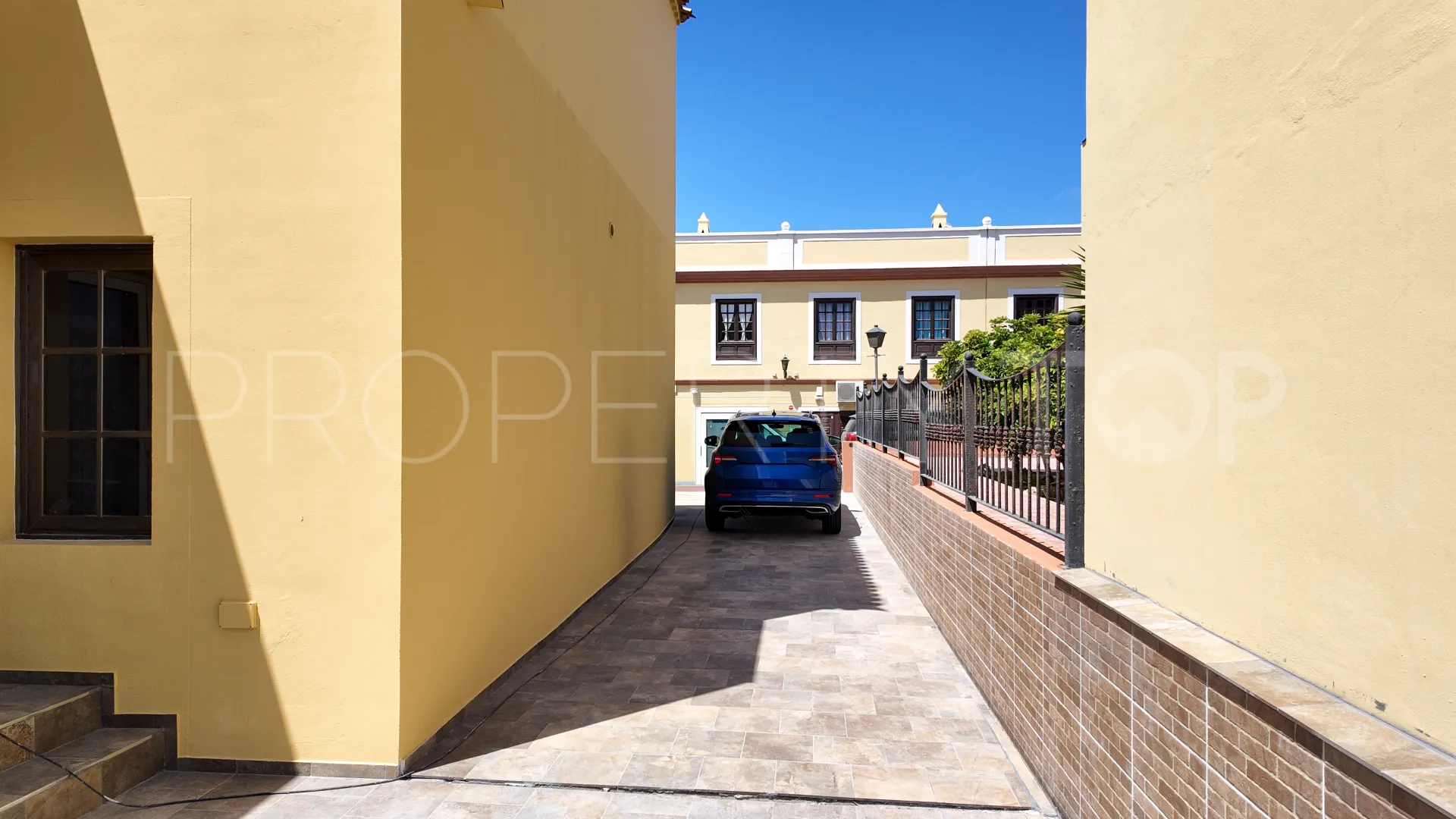 For sale villa in Golf del Sur-Amarilla Golf
