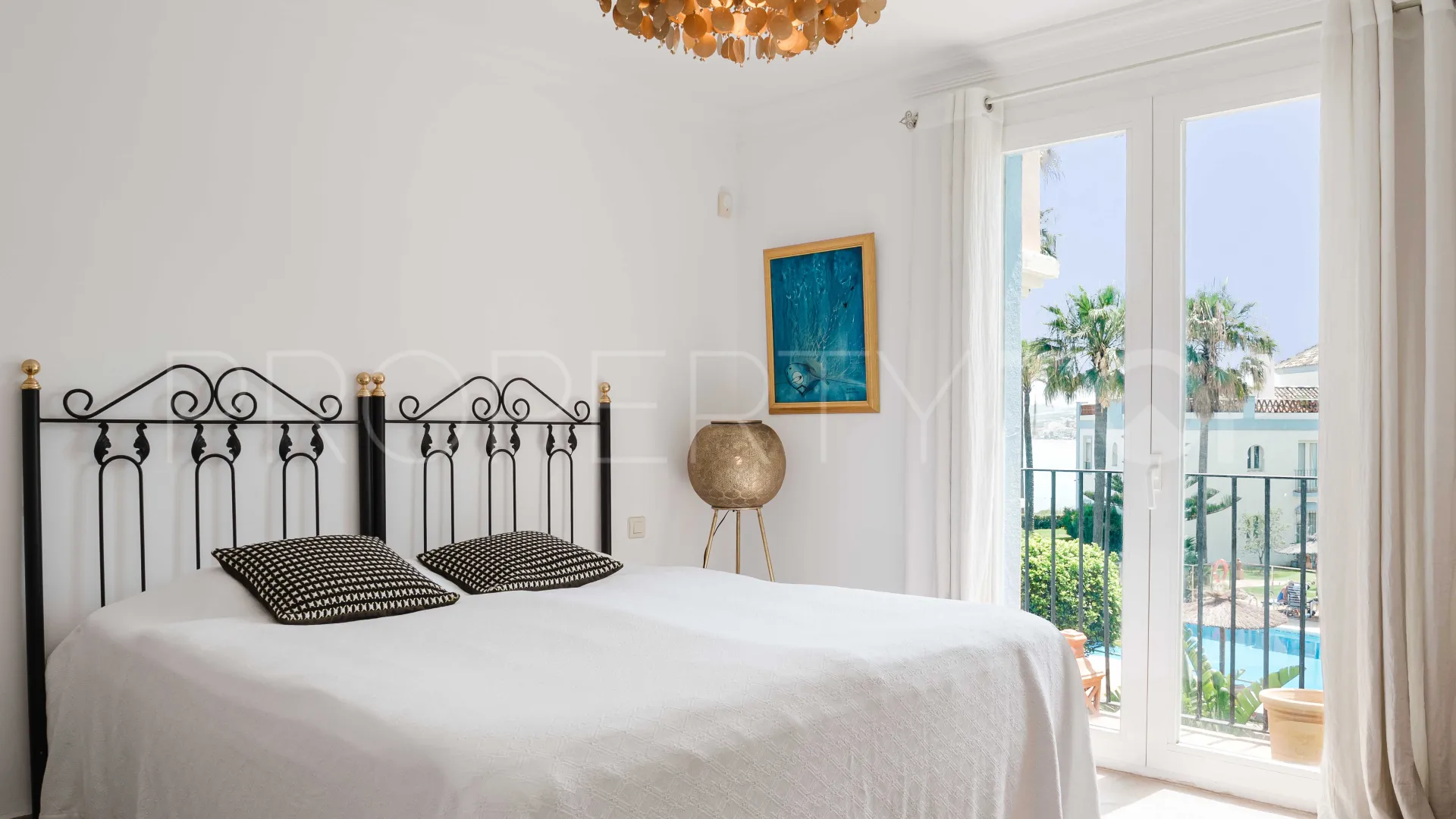 For sale Casares apartment