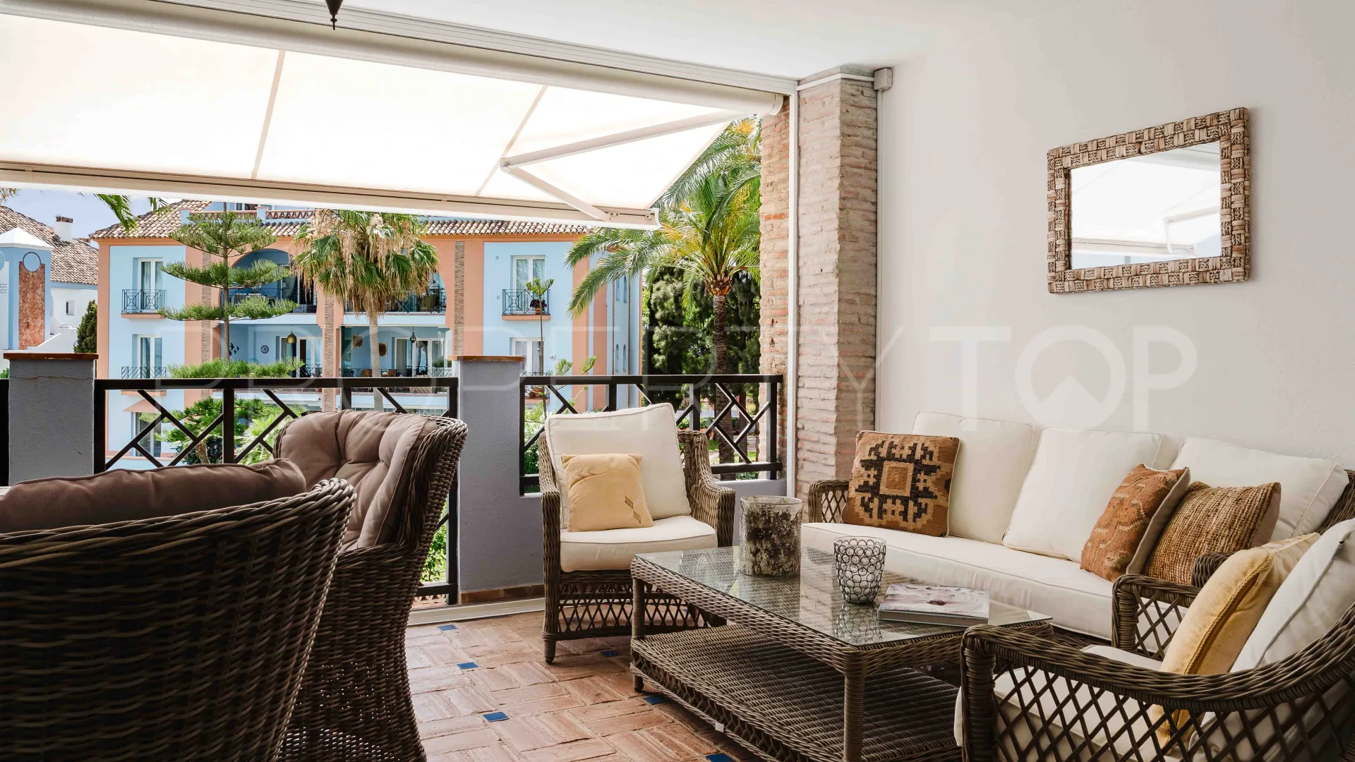 For sale Casares apartment