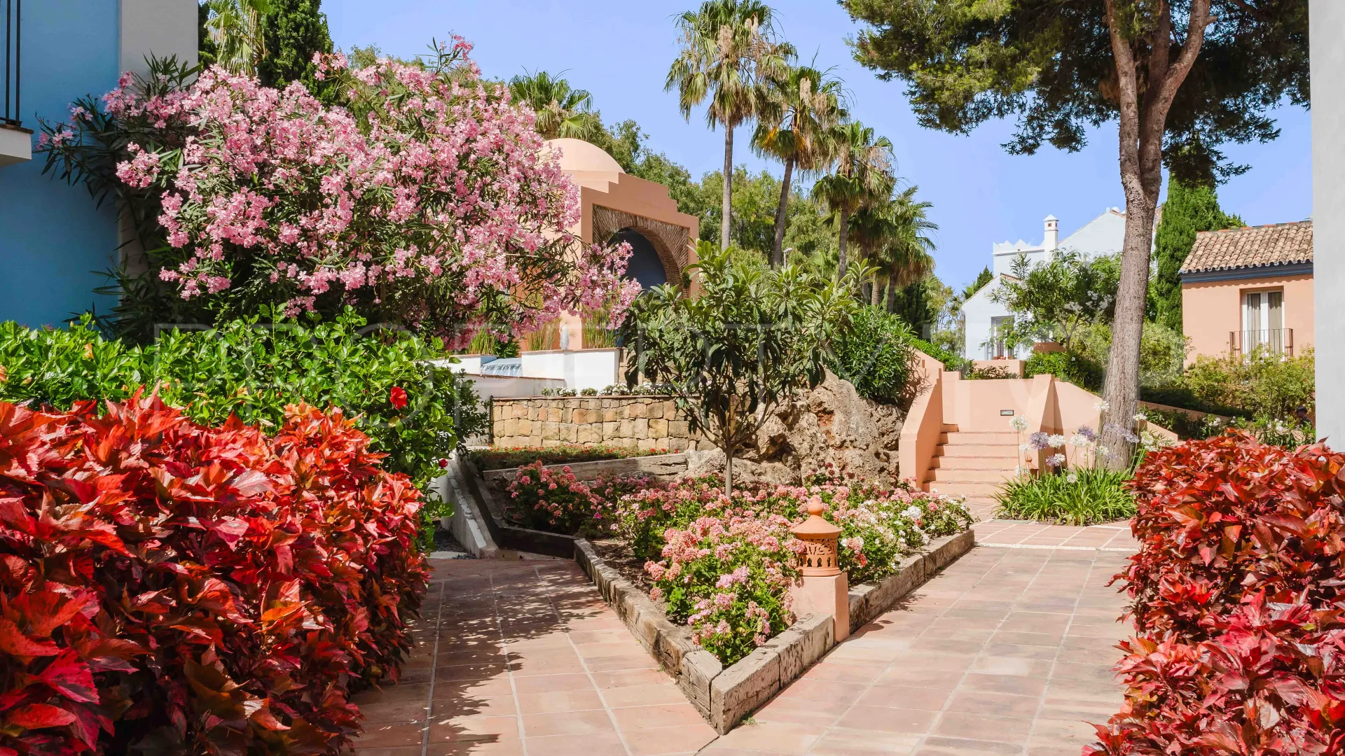 For sale Casares apartment