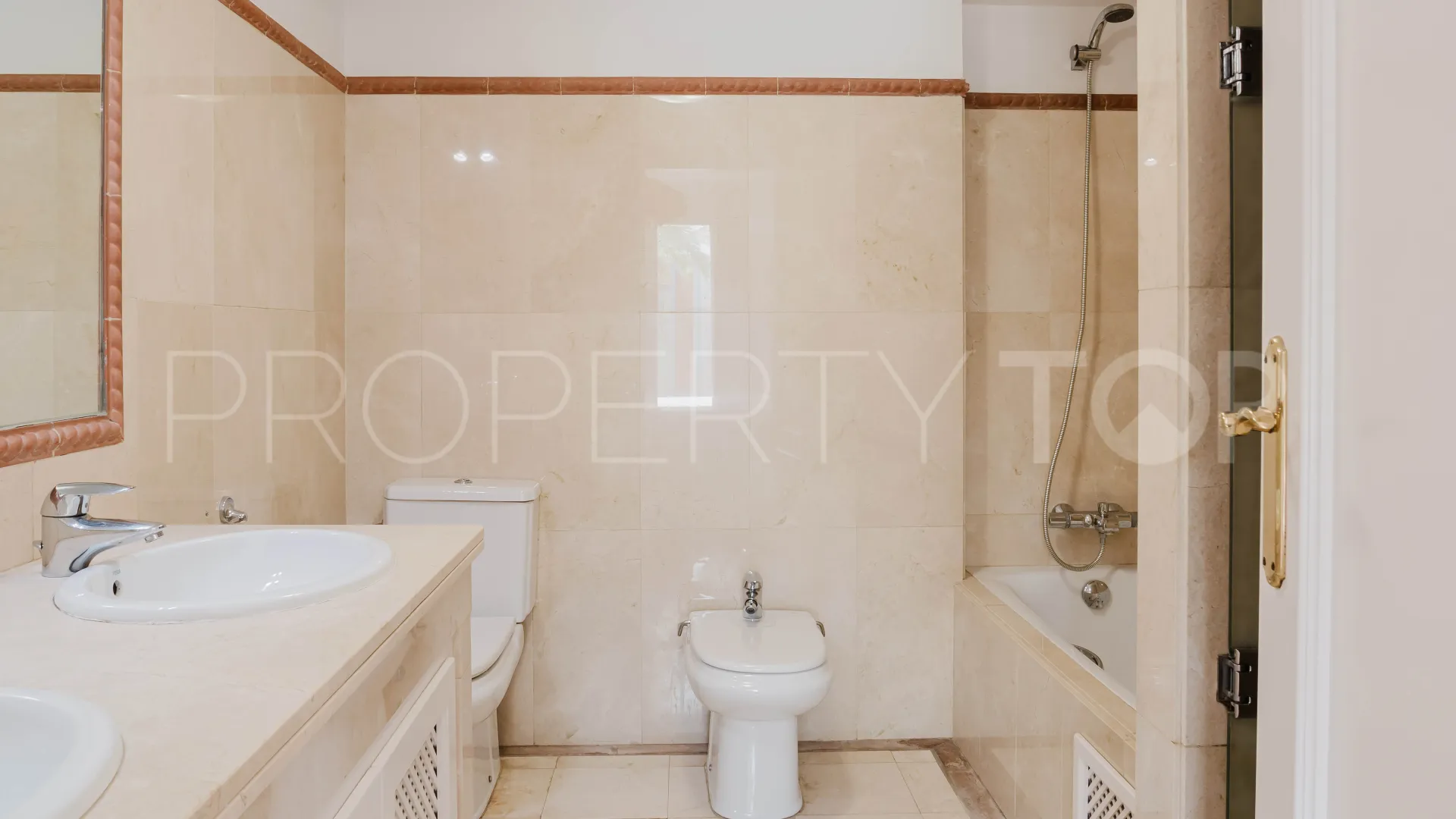 For sale Casares apartment