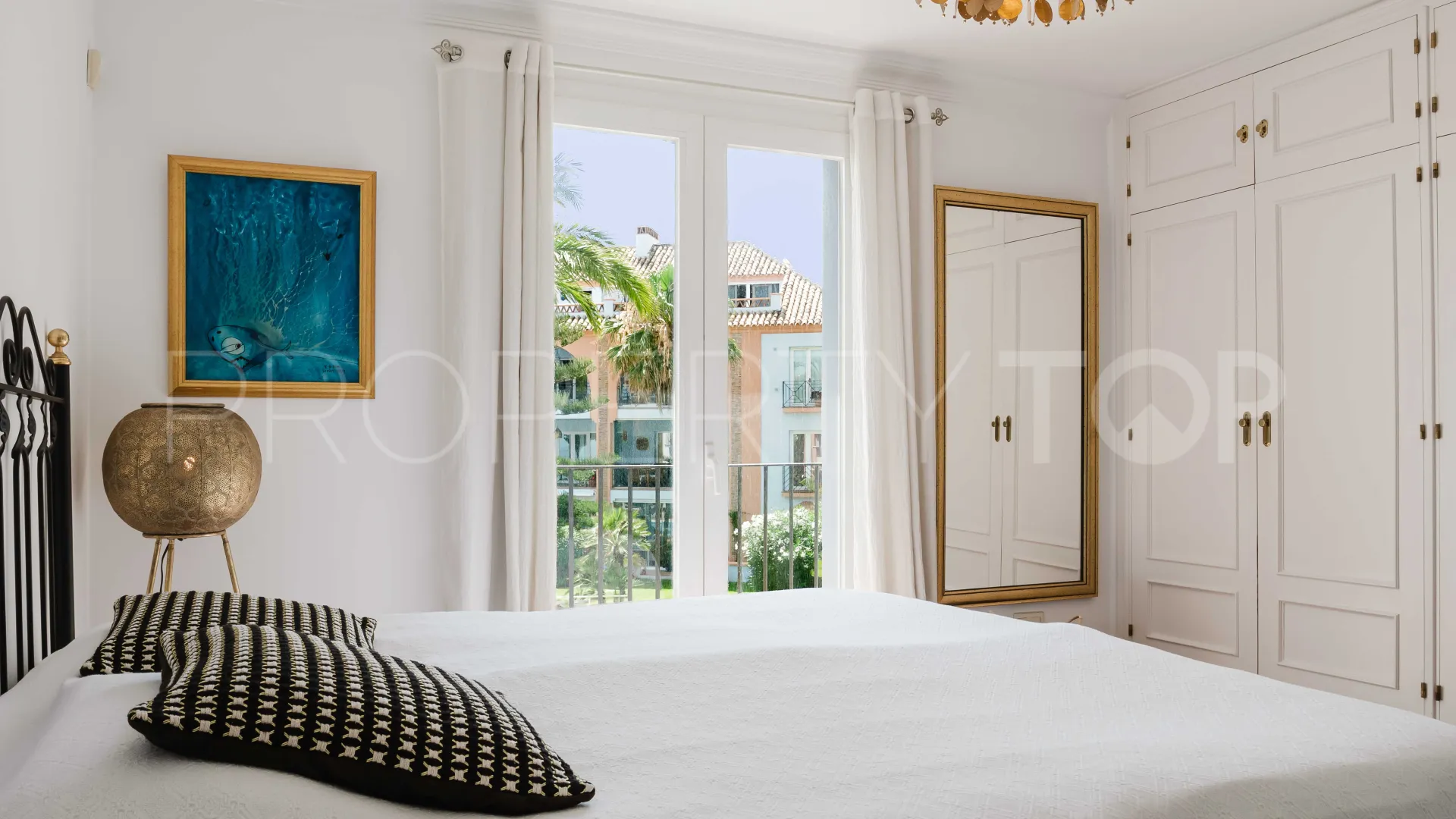 For sale Casares apartment
