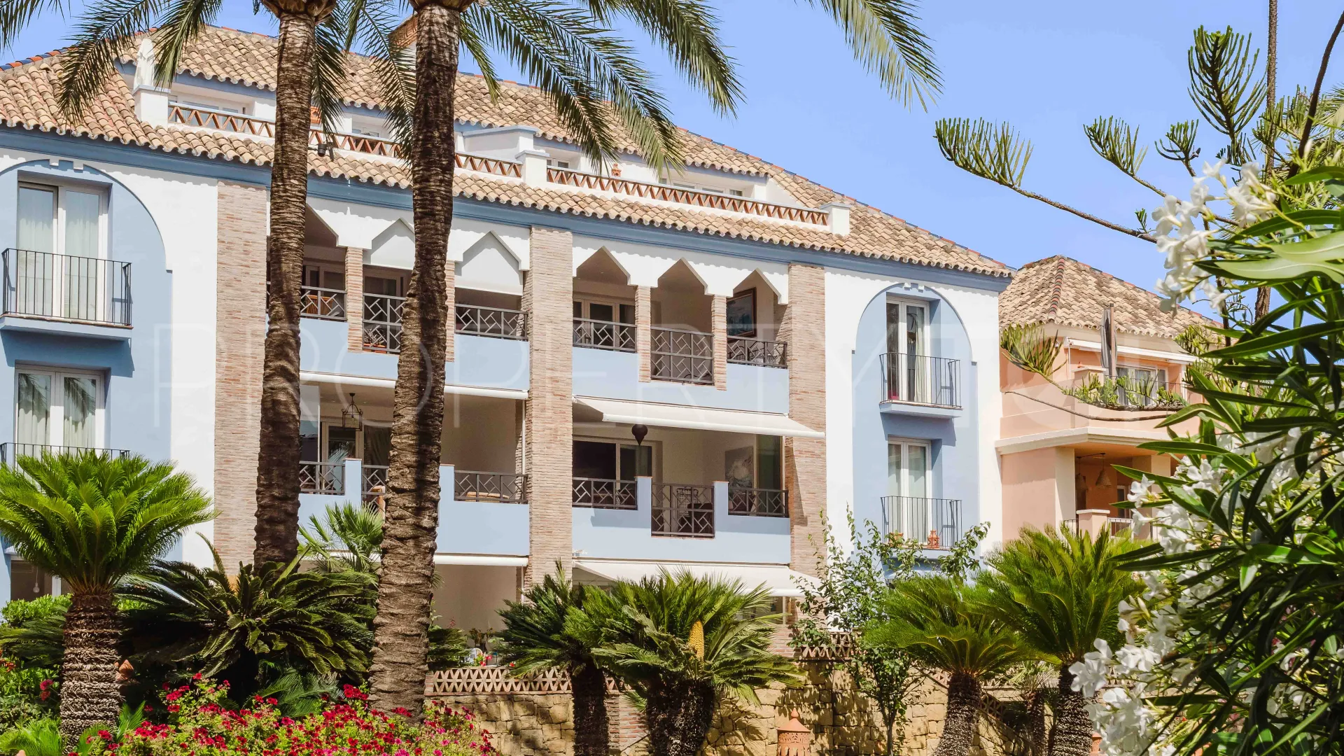 For sale Casares apartment
