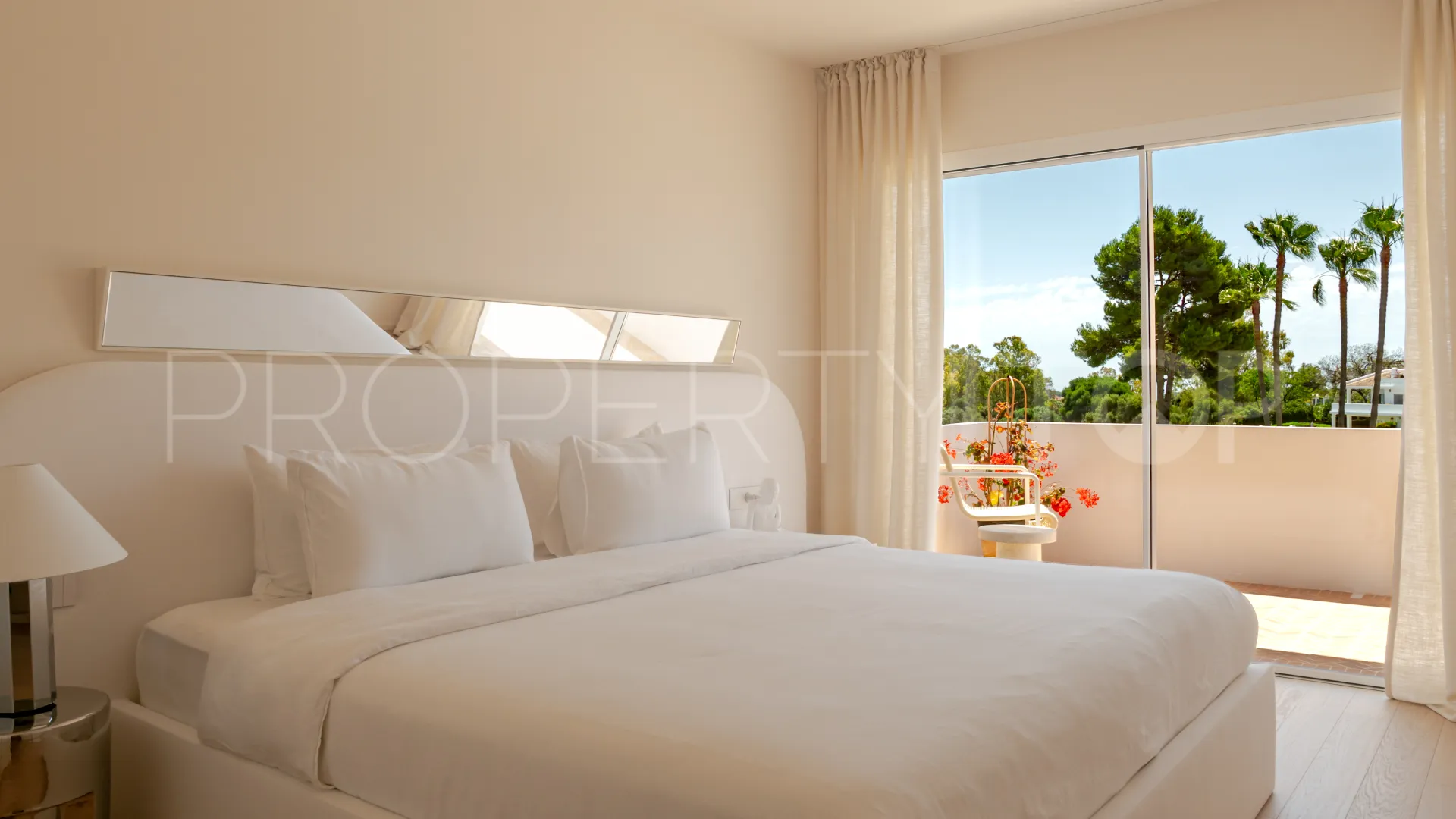 For sale Los Dragos penthouse with 2 bedrooms
