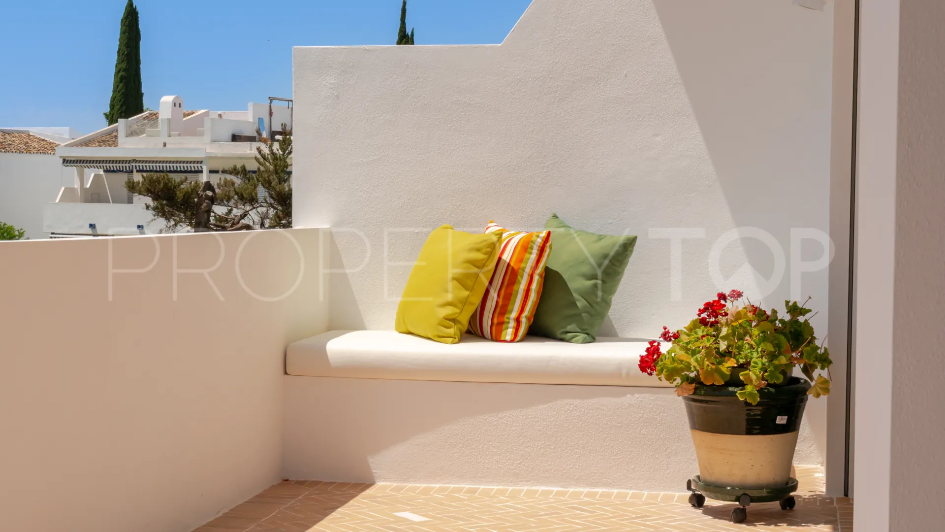 For sale Los Dragos penthouse with 2 bedrooms