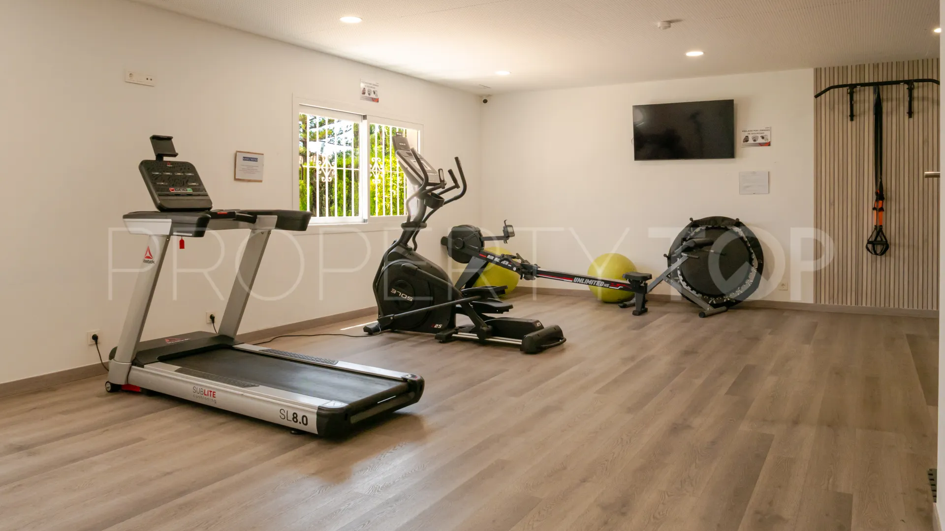 For sale Los Dragos penthouse with 2 bedrooms