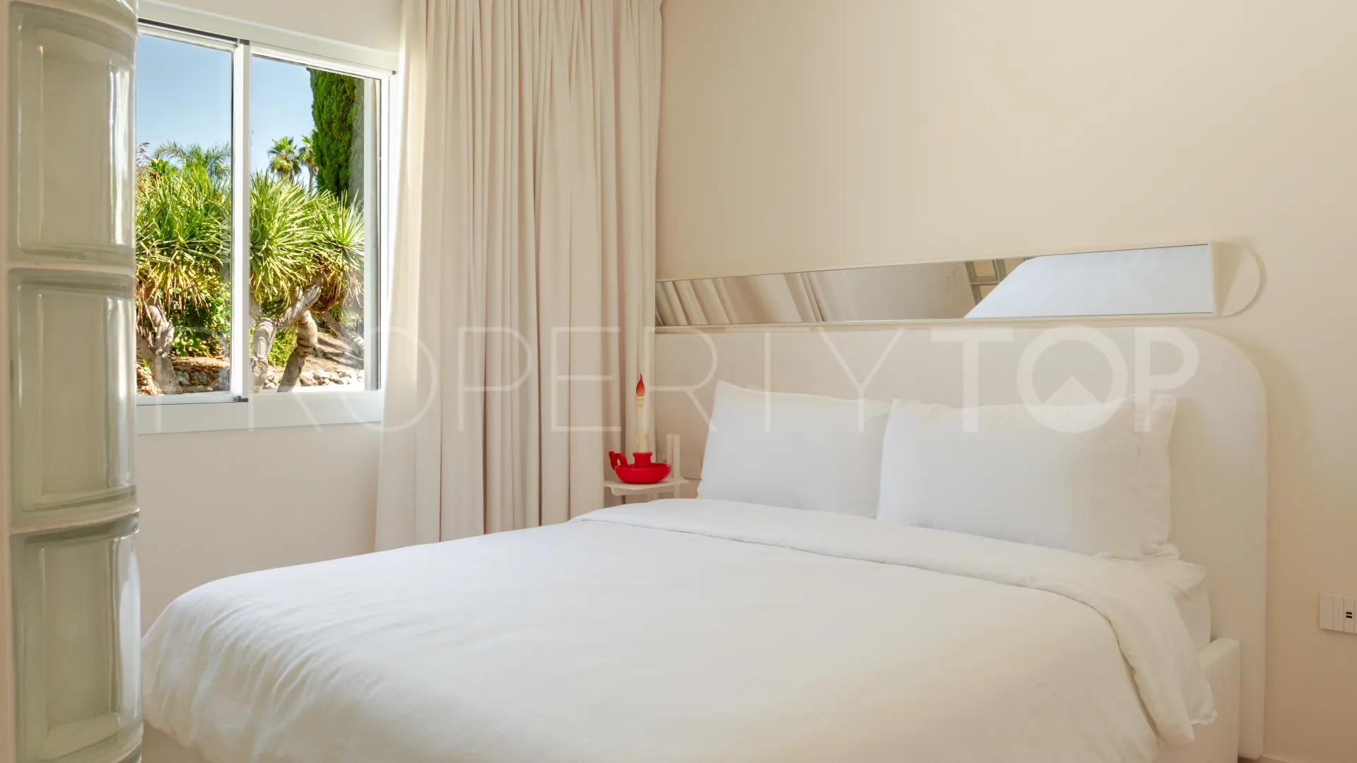 For sale Los Dragos penthouse with 2 bedrooms