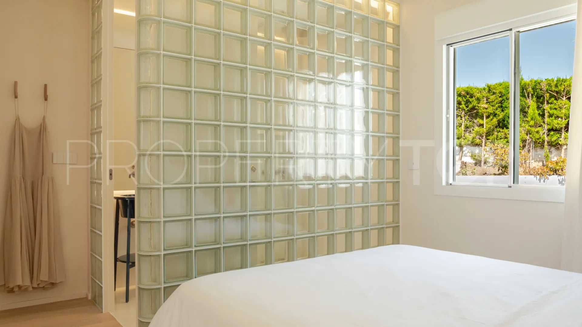 For sale Los Dragos penthouse with 2 bedrooms