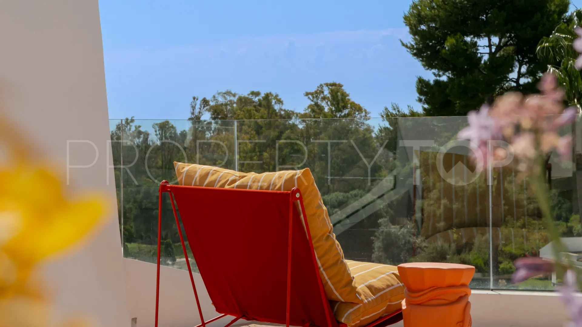 For sale Los Dragos penthouse with 2 bedrooms