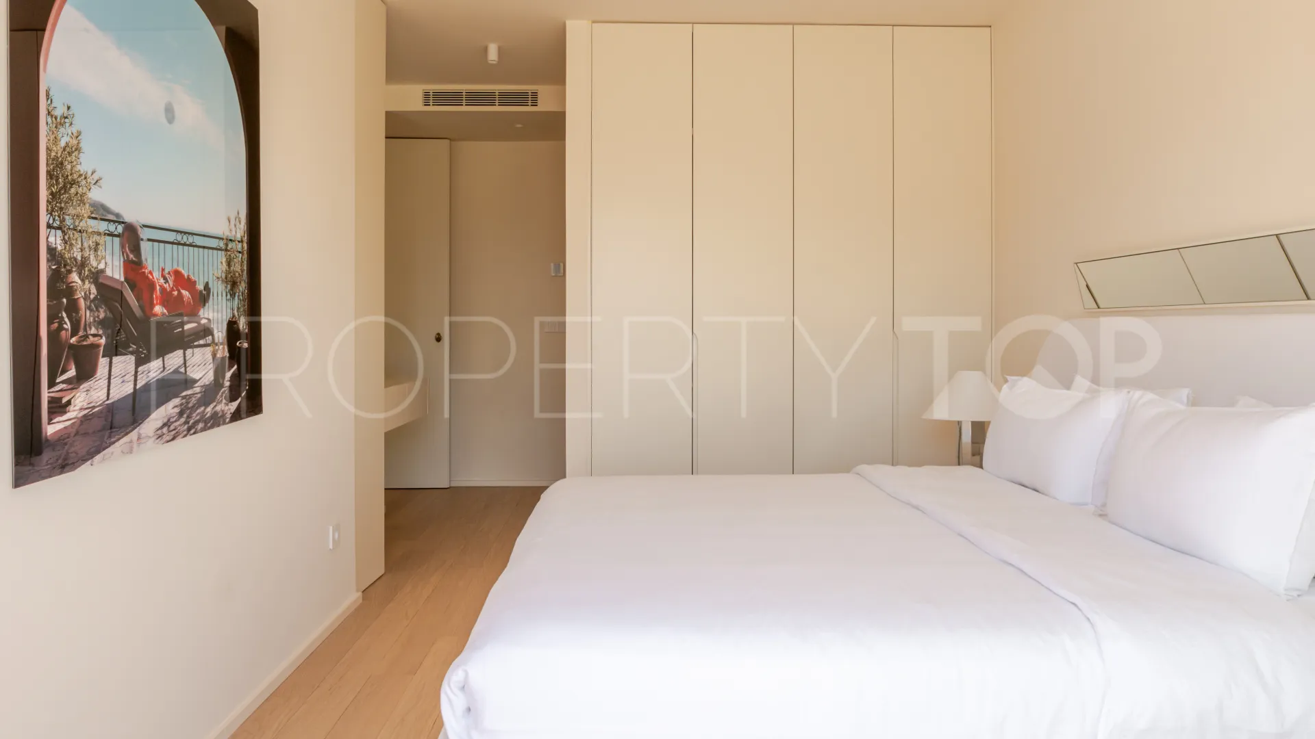 For sale Los Dragos penthouse with 2 bedrooms