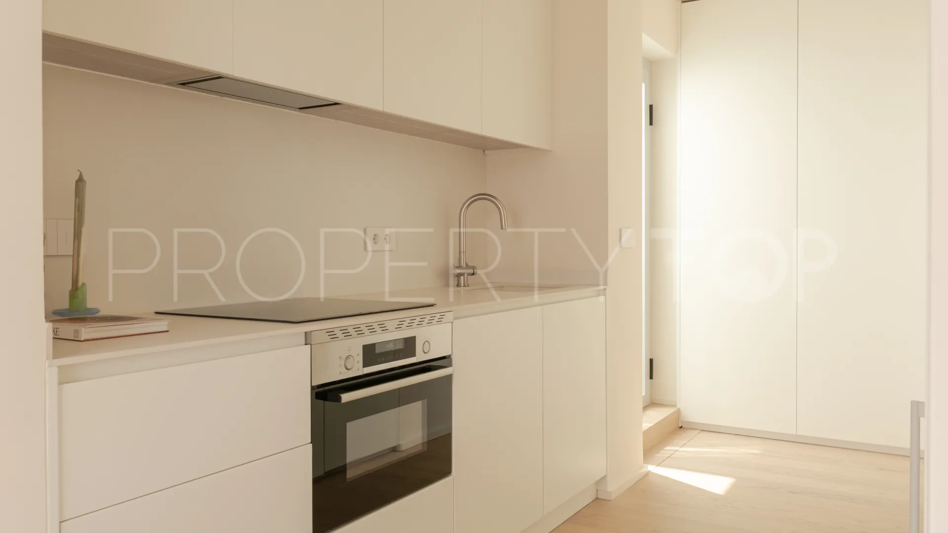 For sale Los Dragos penthouse with 2 bedrooms