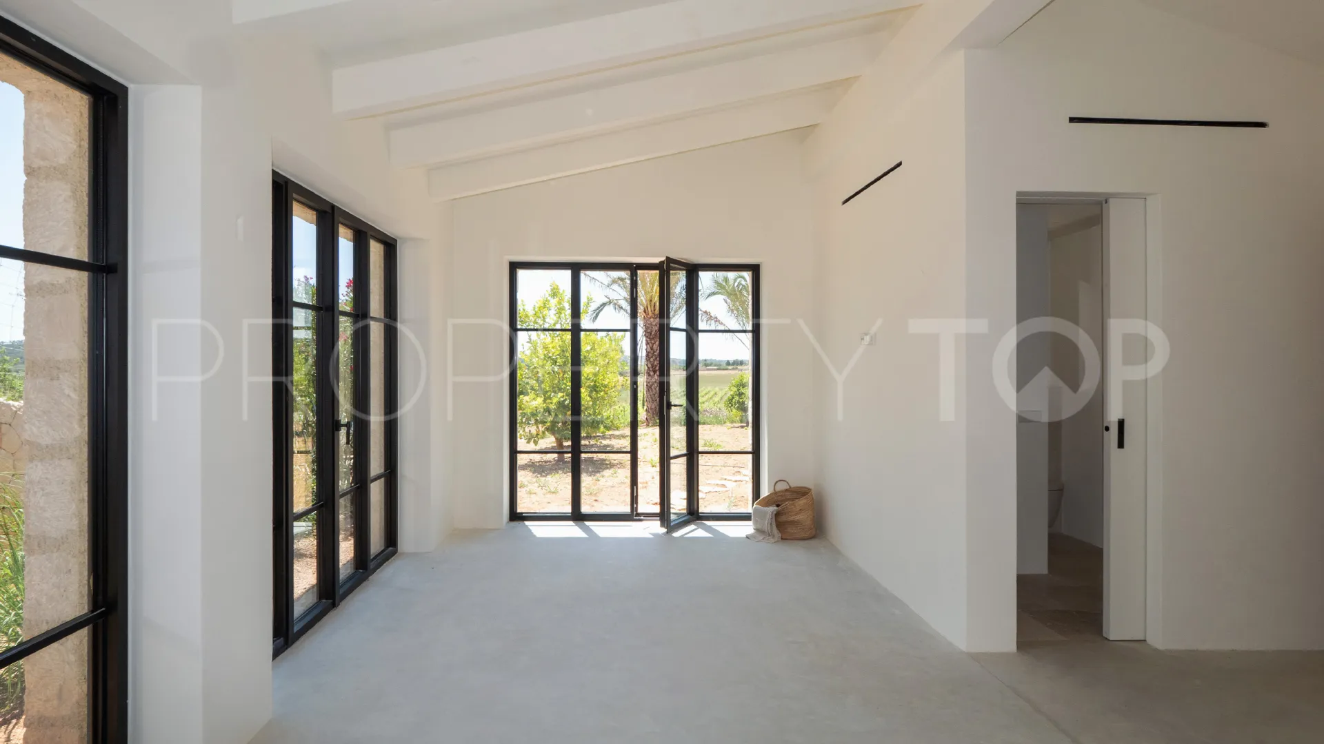 For sale Montuïri finca with 5 bedrooms