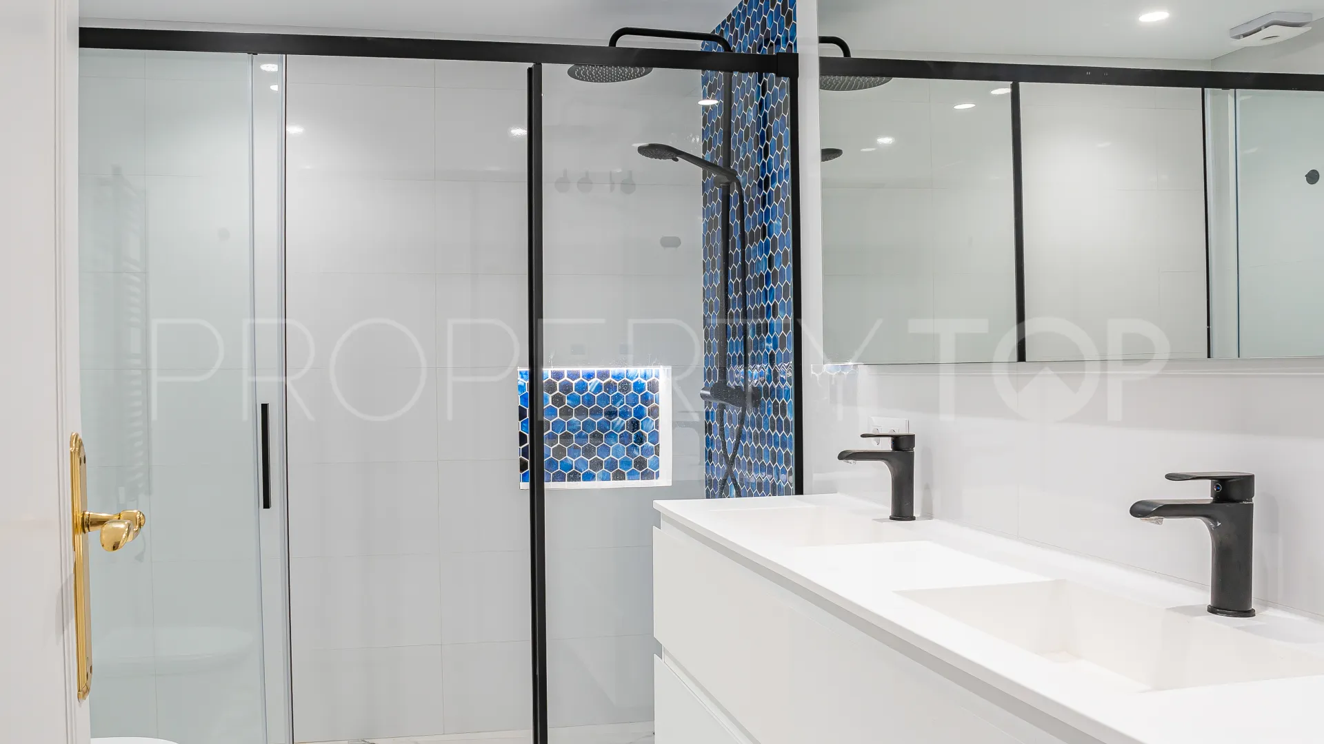 For sale Aldea Blanca apartment with 3 bedrooms