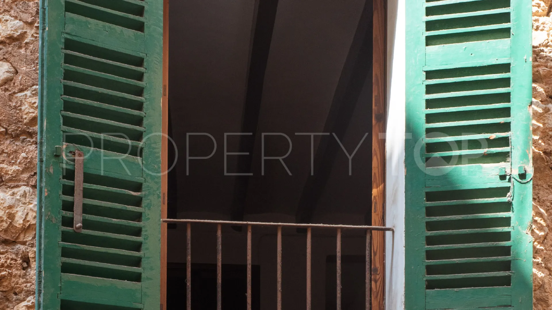 For sale town house in Soller with 4 bedrooms