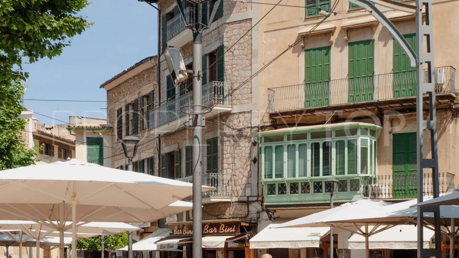 For sale town house in Soller with 4 bedrooms