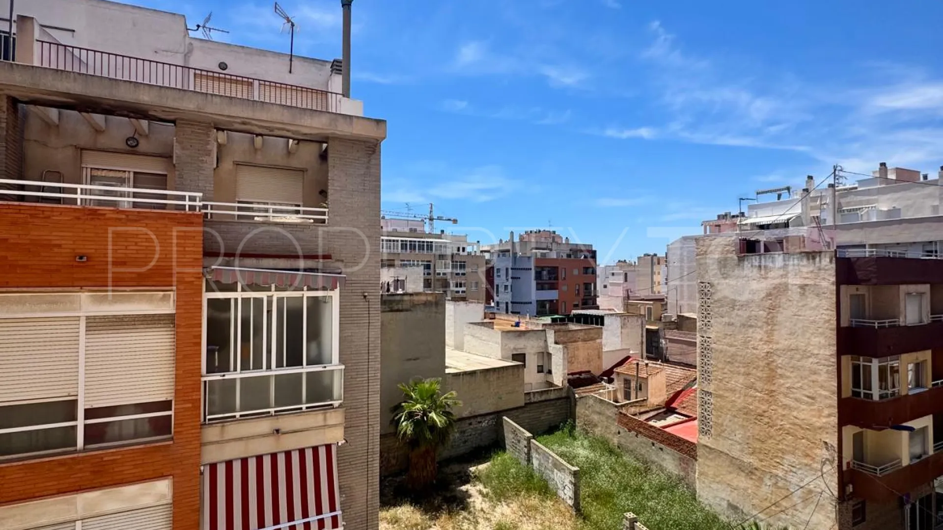 Apartamento a la venta de 2 dormitorios en Torrevieja
