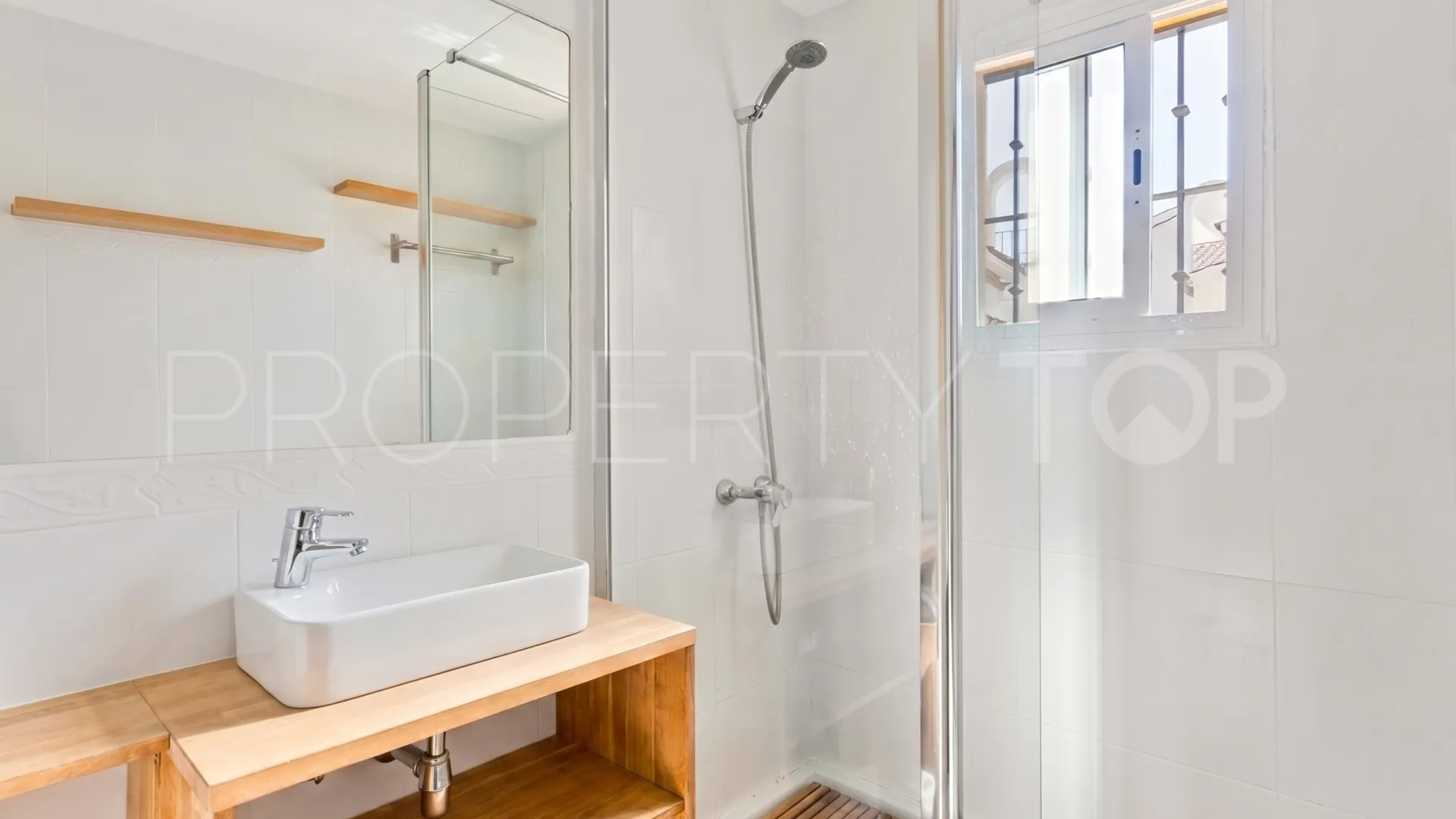 Town house for sale in Costabella with 3 bedrooms