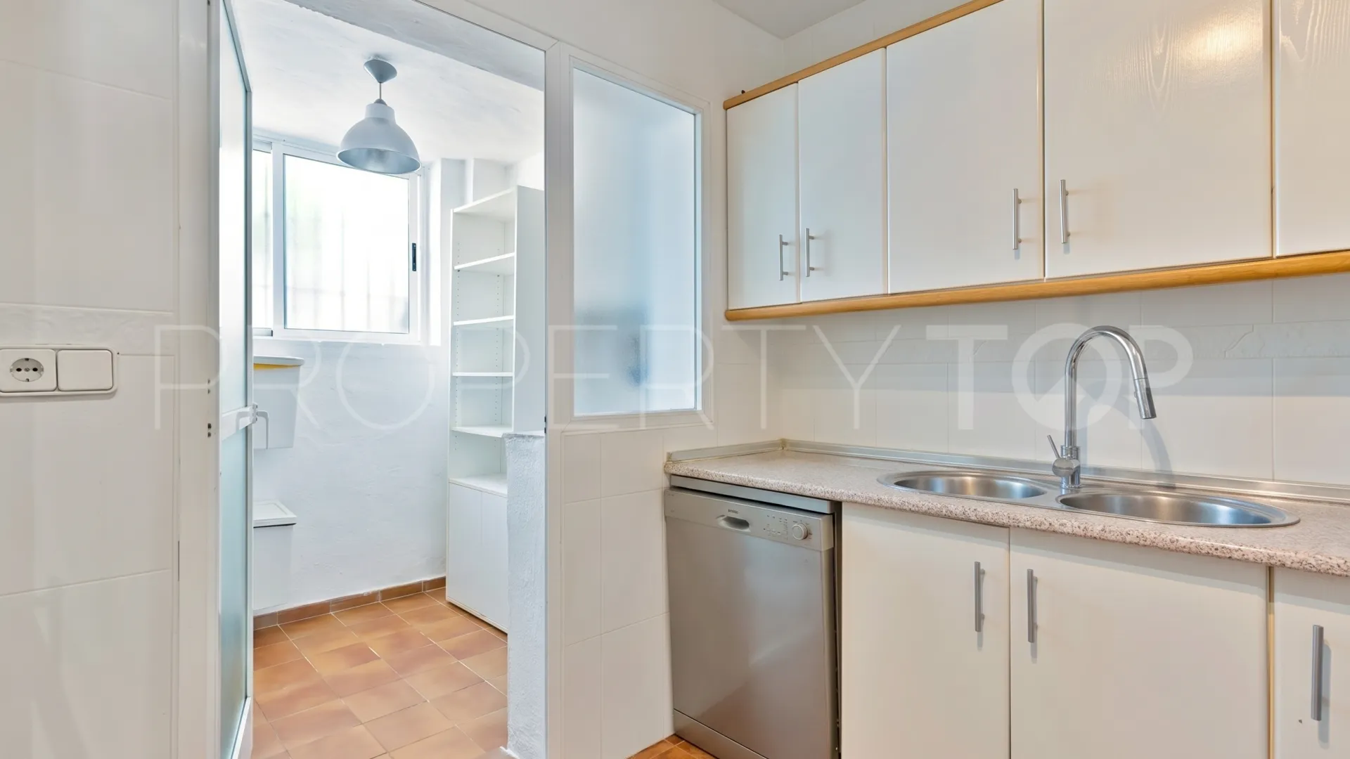 Town house for sale in Costabella with 3 bedrooms