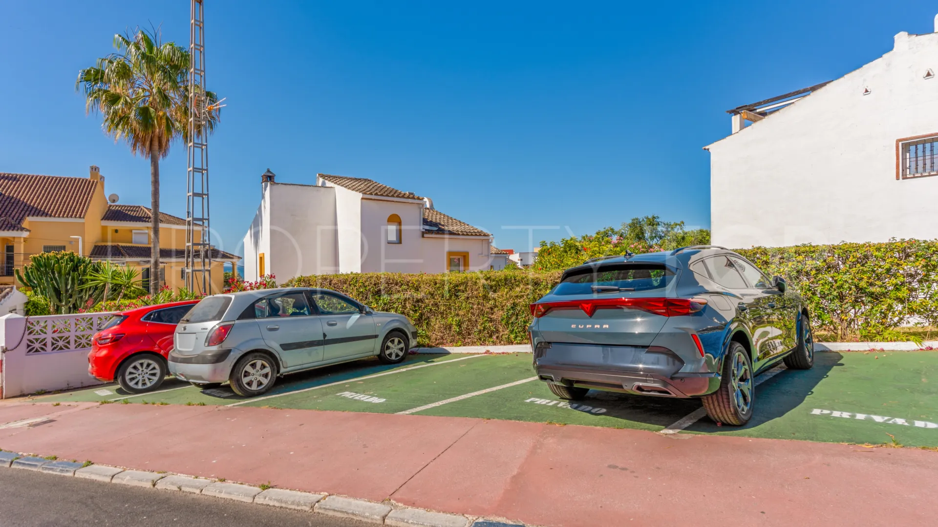 Town house for sale in Costabella with 3 bedrooms