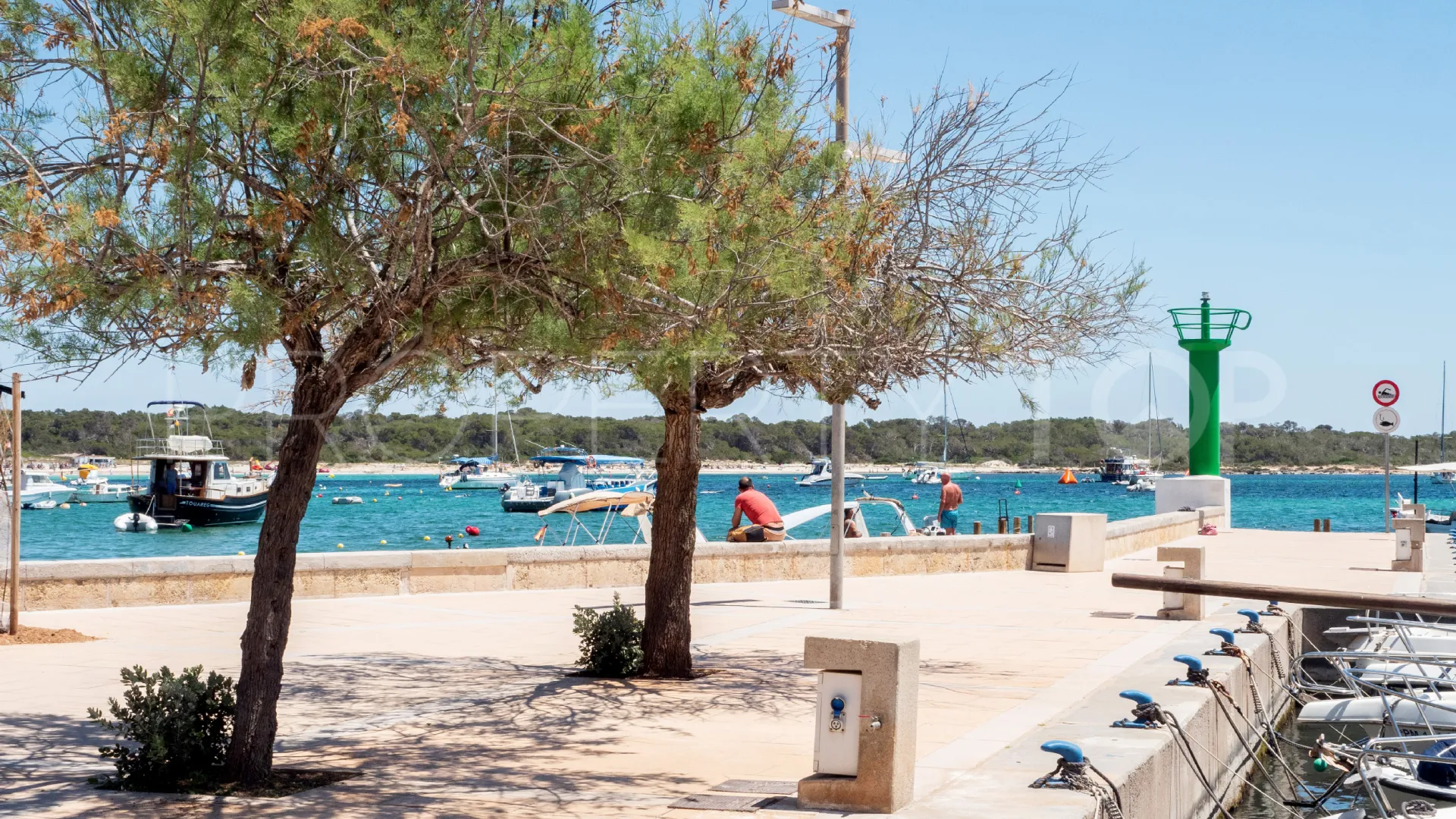 For sale Colonia Sant Jordi town house with 3 bedrooms