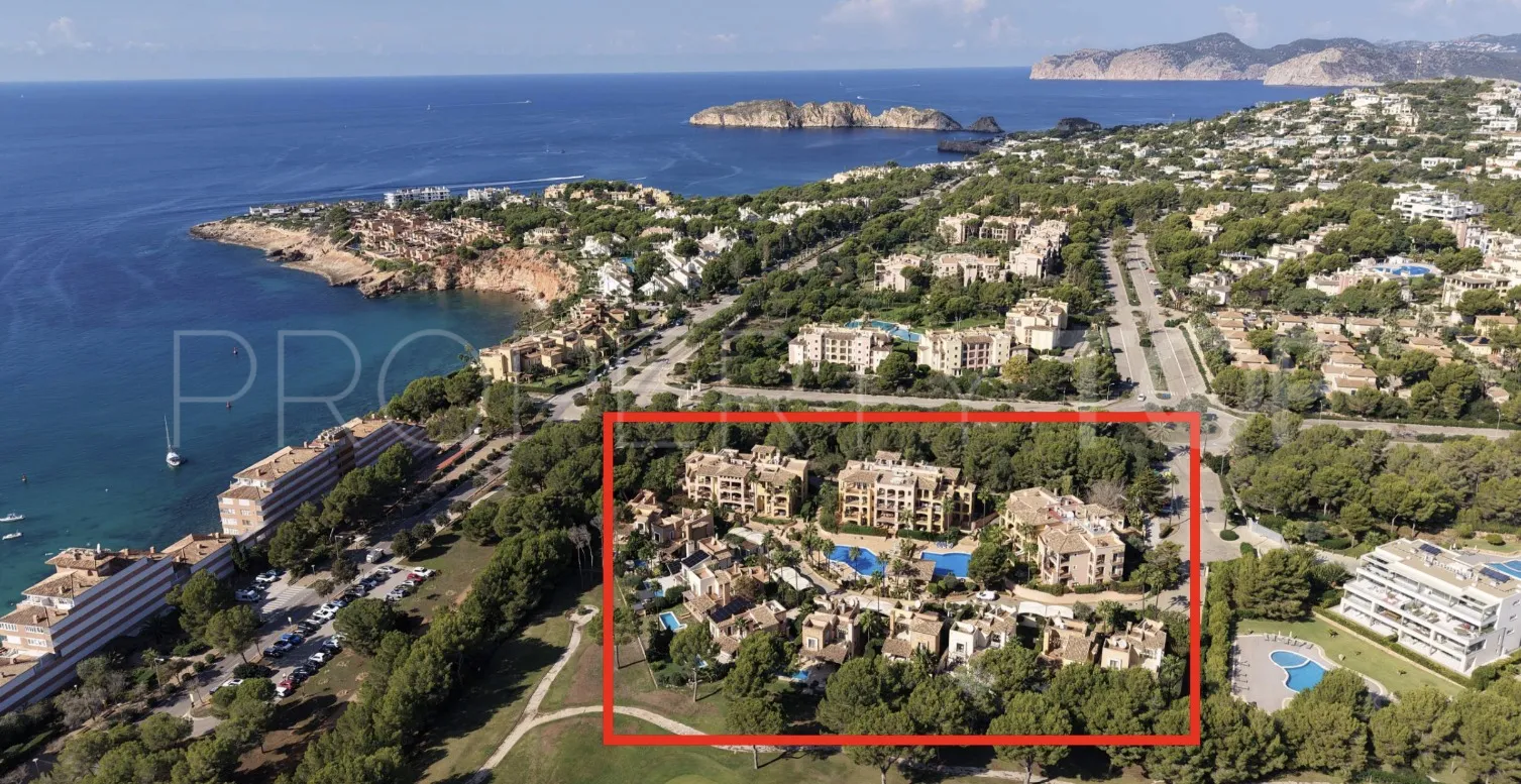 For sale apartment with 3 bedrooms in Santa Ponsa