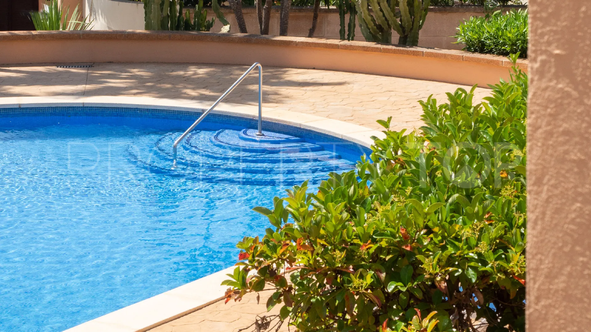 For sale apartment with 3 bedrooms in Santa Ponsa