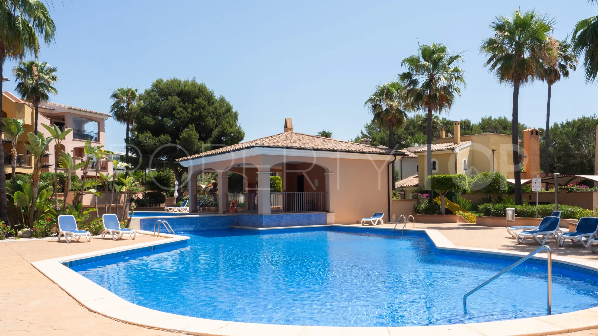 For sale apartment with 3 bedrooms in Santa Ponsa