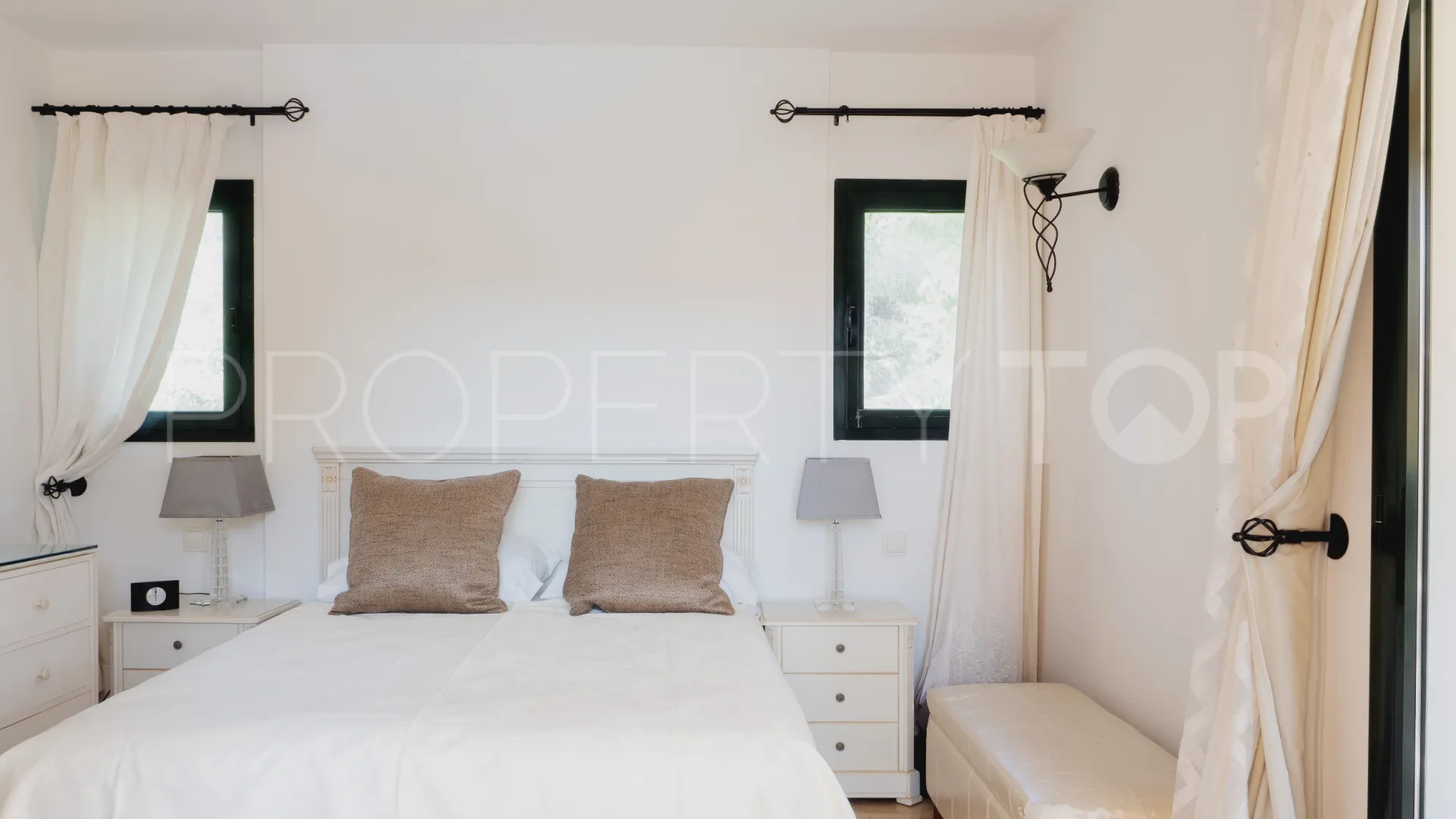 For sale apartment with 3 bedrooms in Santa Ponsa
