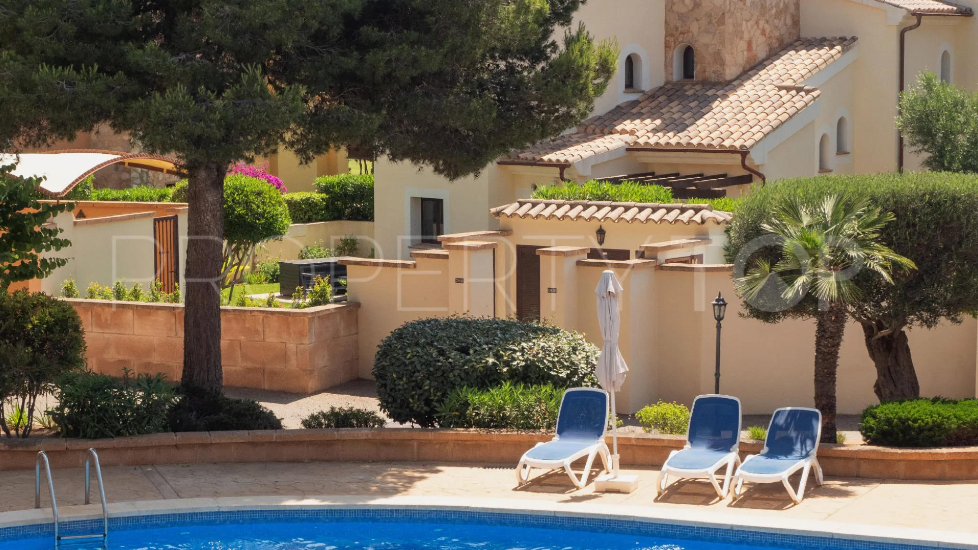 For sale apartment with 3 bedrooms in Santa Ponsa