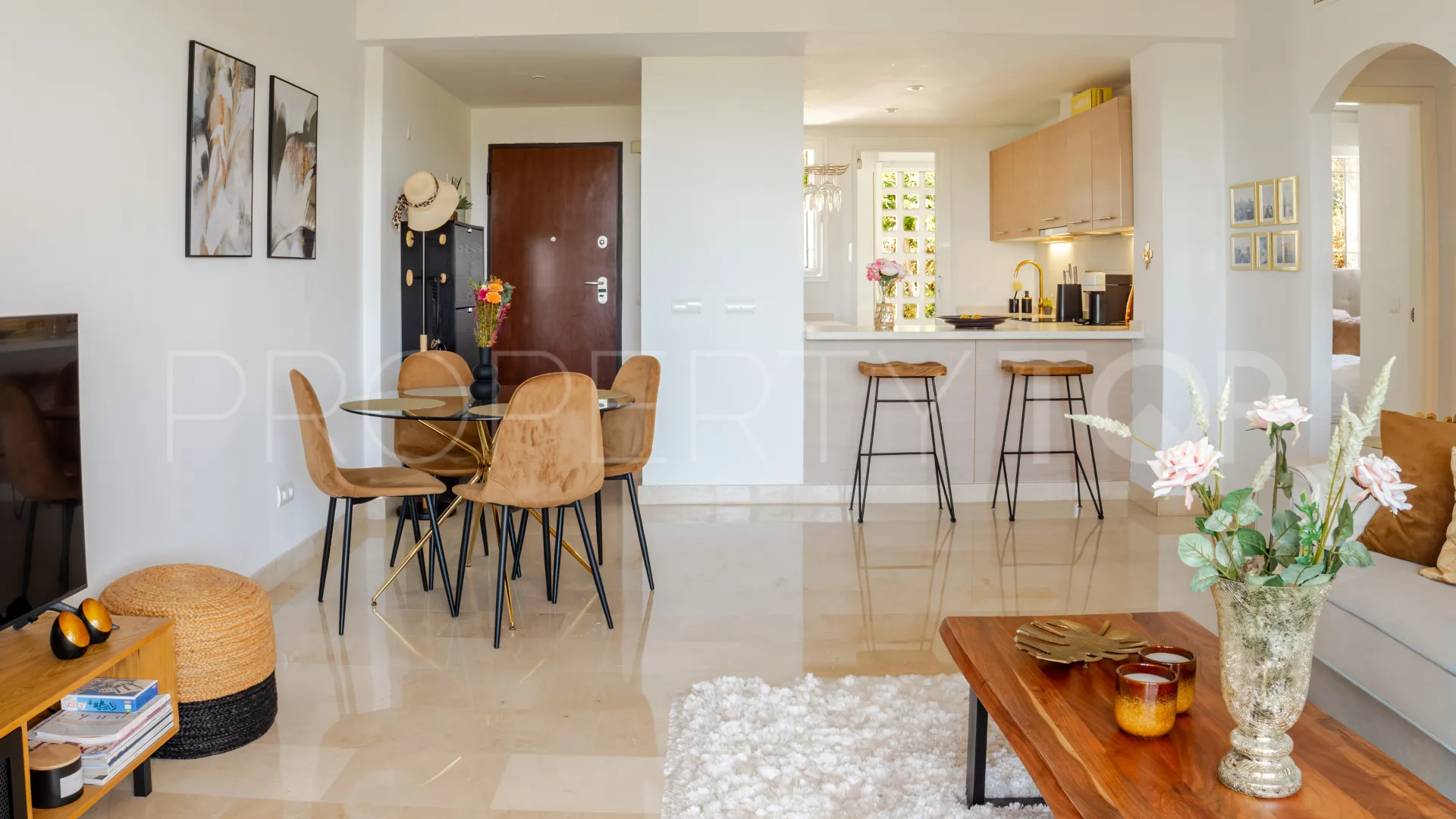 For sale Las Encinas apartment with 2 bedrooms