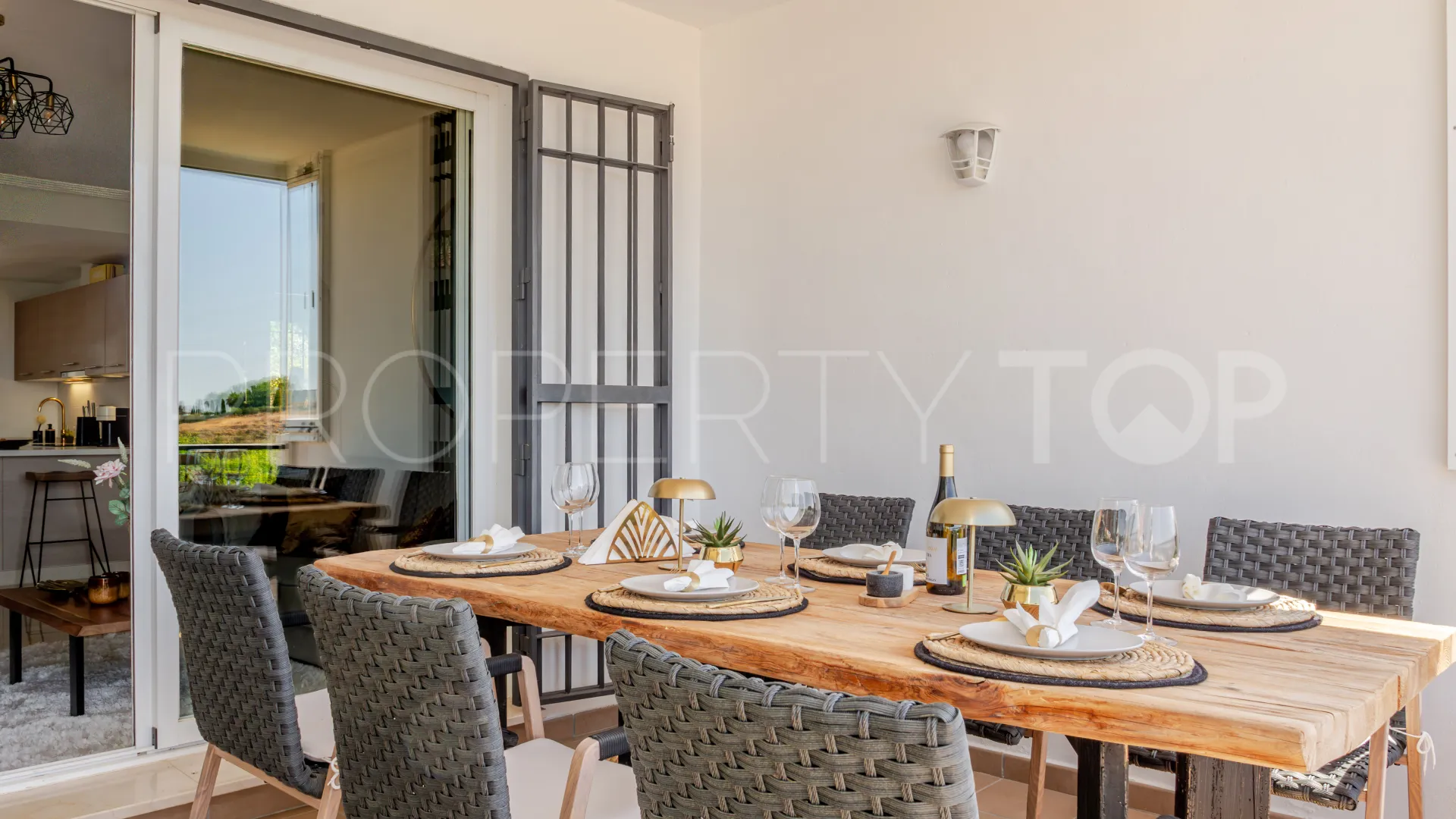 For sale Las Encinas apartment with 2 bedrooms