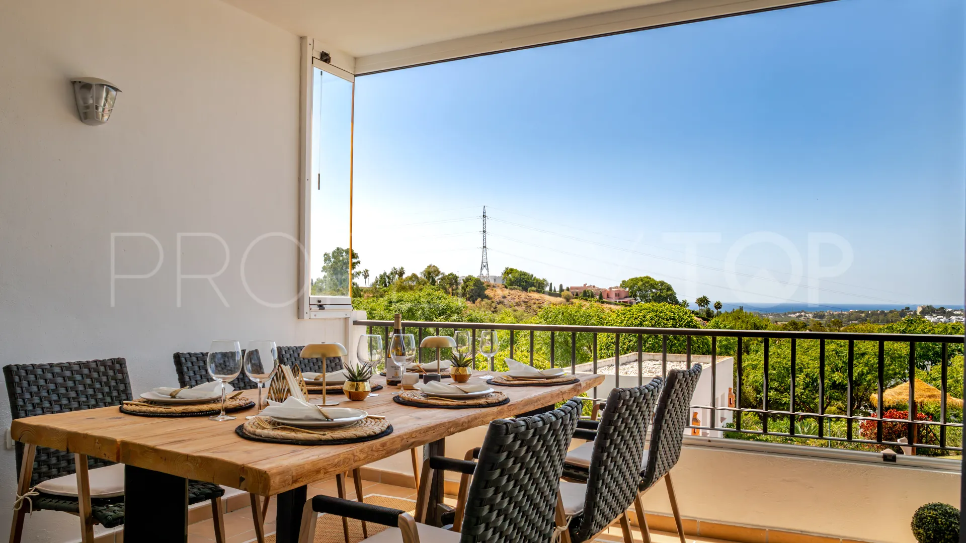 For sale Las Encinas apartment with 2 bedrooms