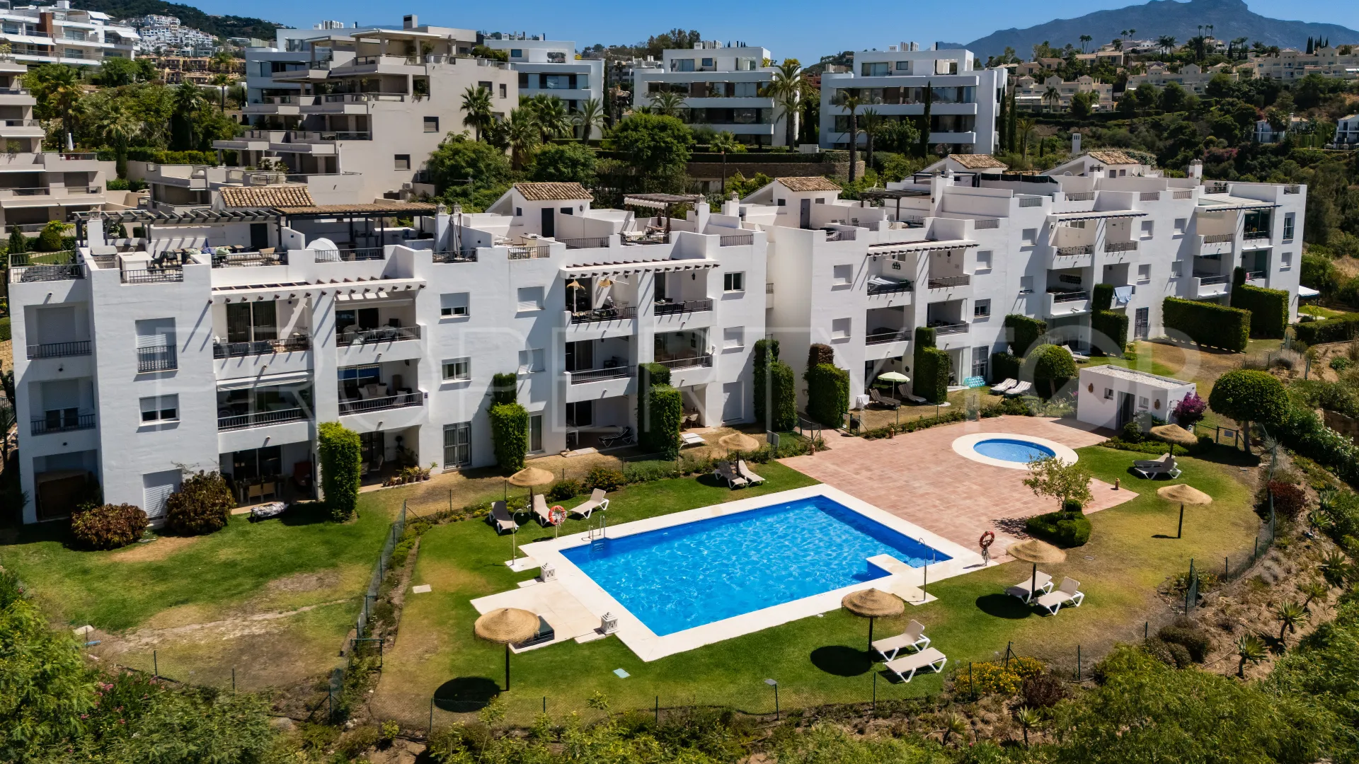 For sale Las Encinas apartment with 2 bedrooms