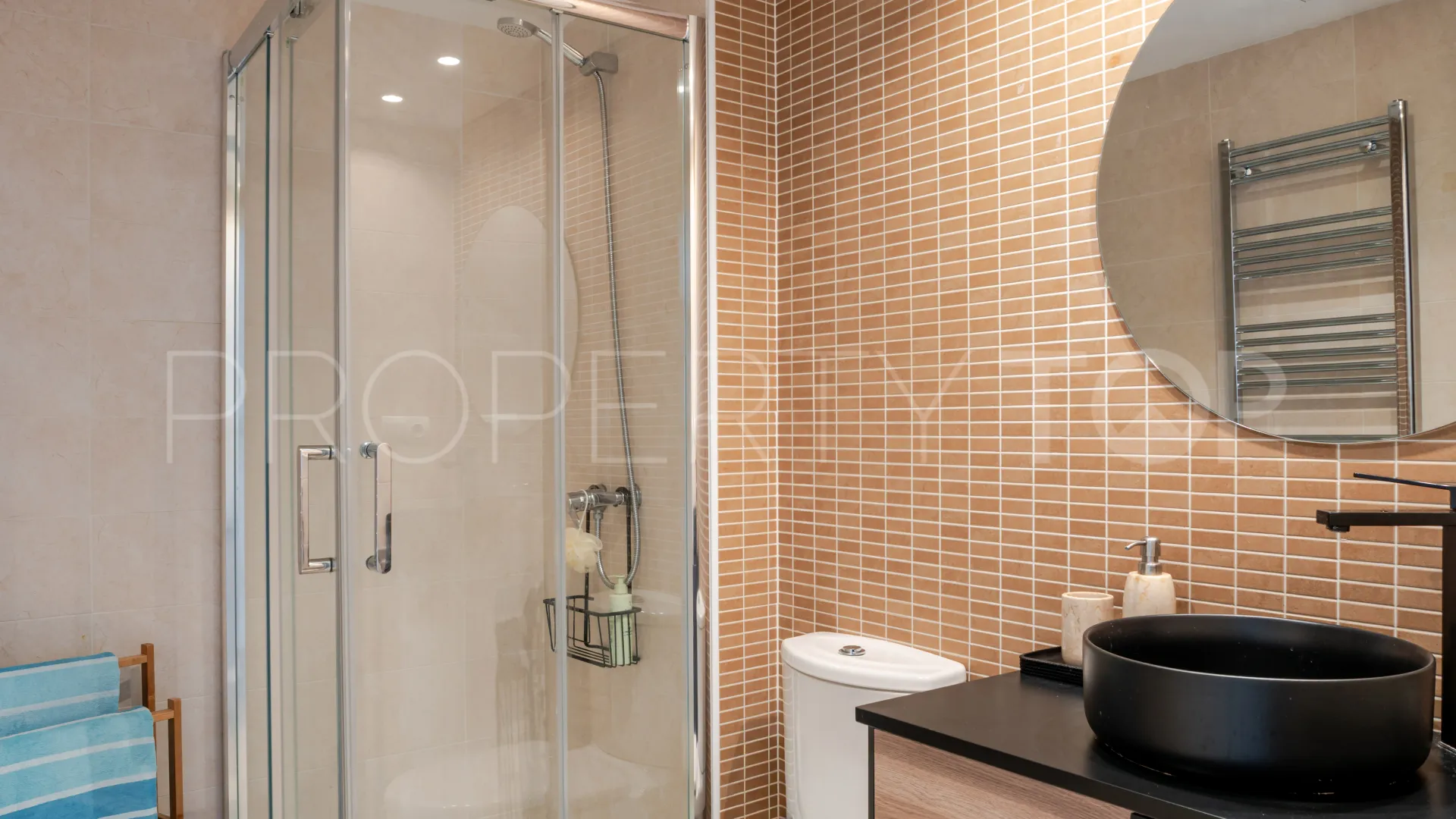 For sale Las Encinas apartment with 2 bedrooms