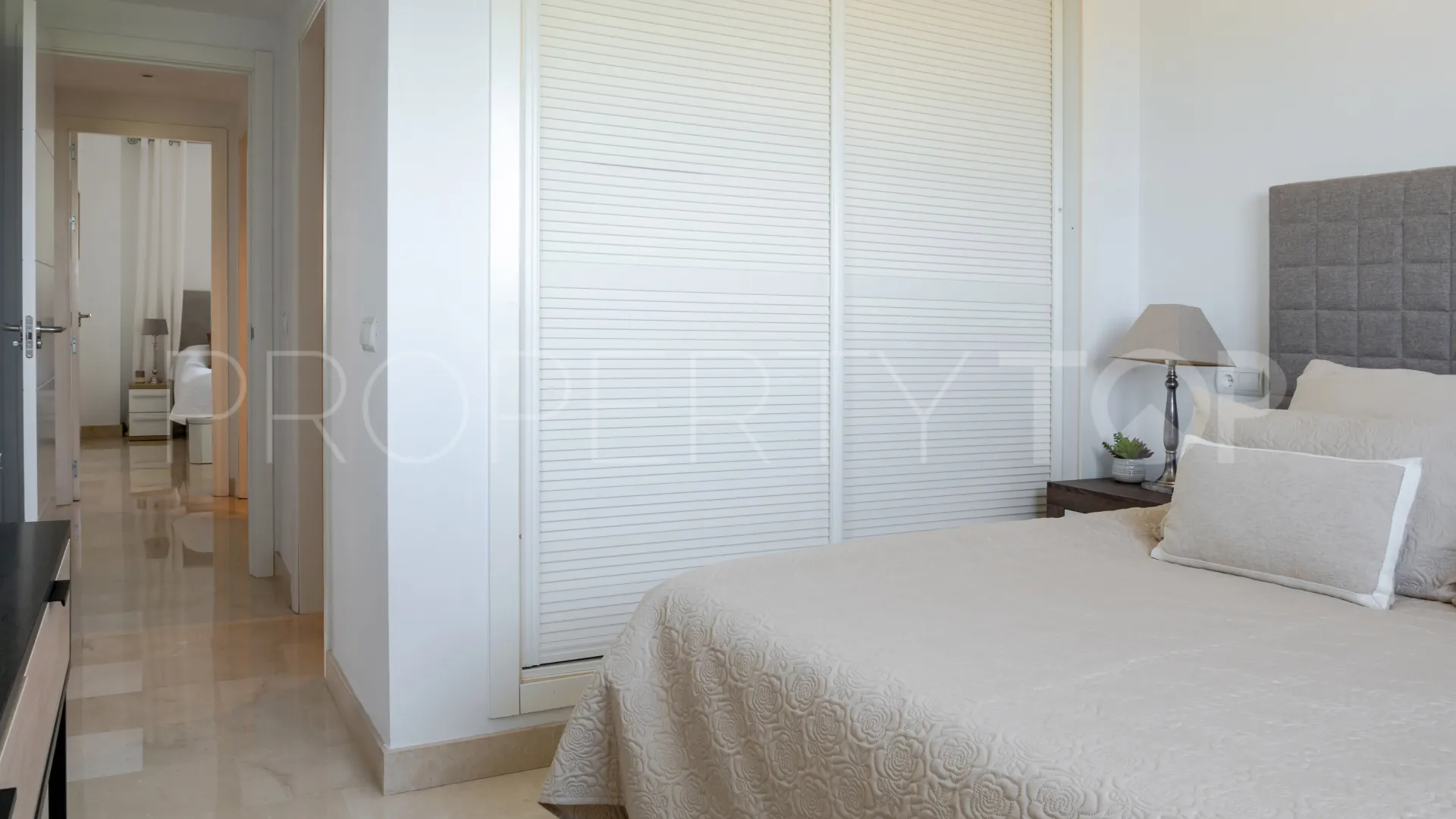 For sale Las Encinas apartment with 2 bedrooms