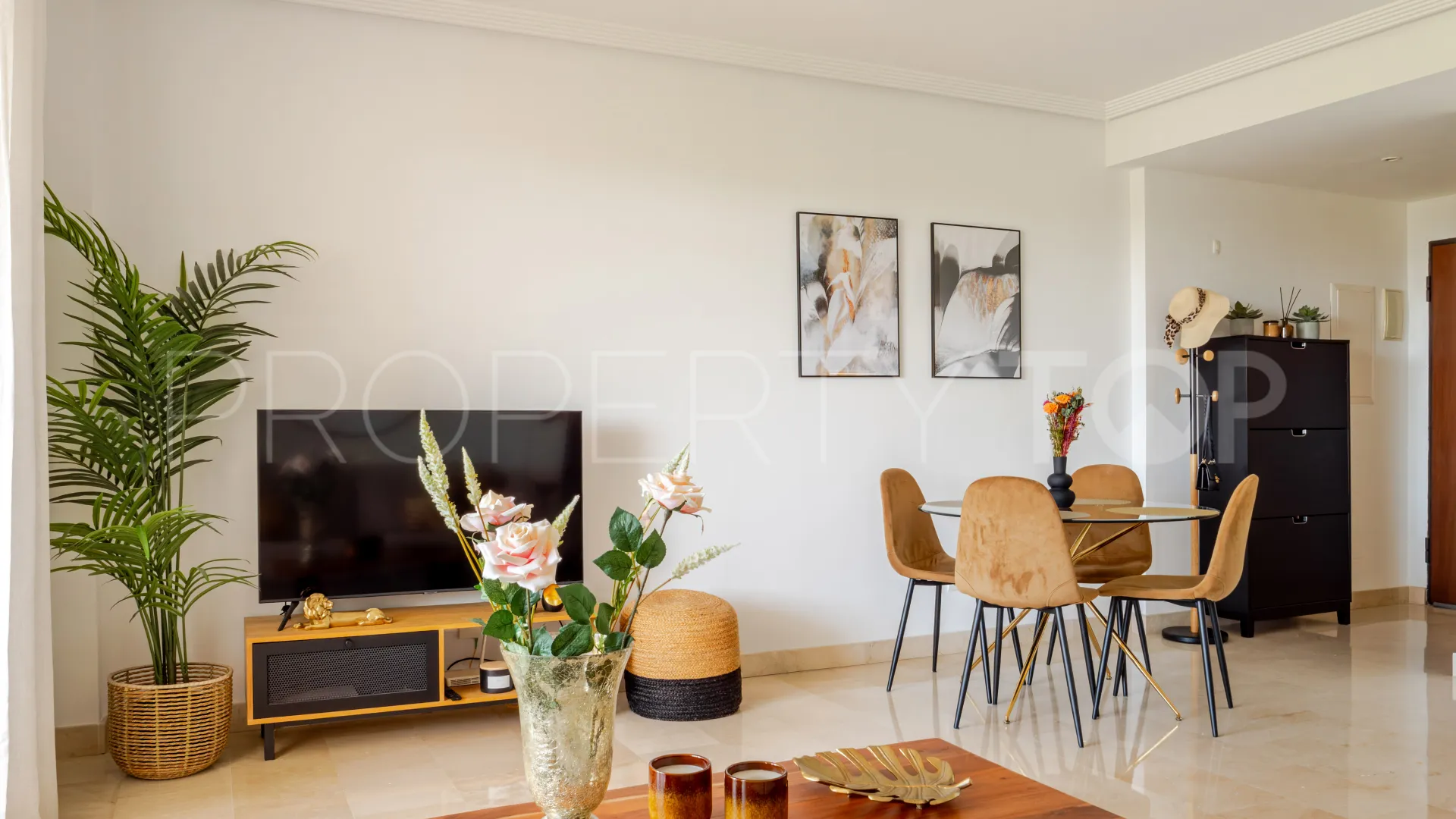 For sale Las Encinas apartment with 2 bedrooms