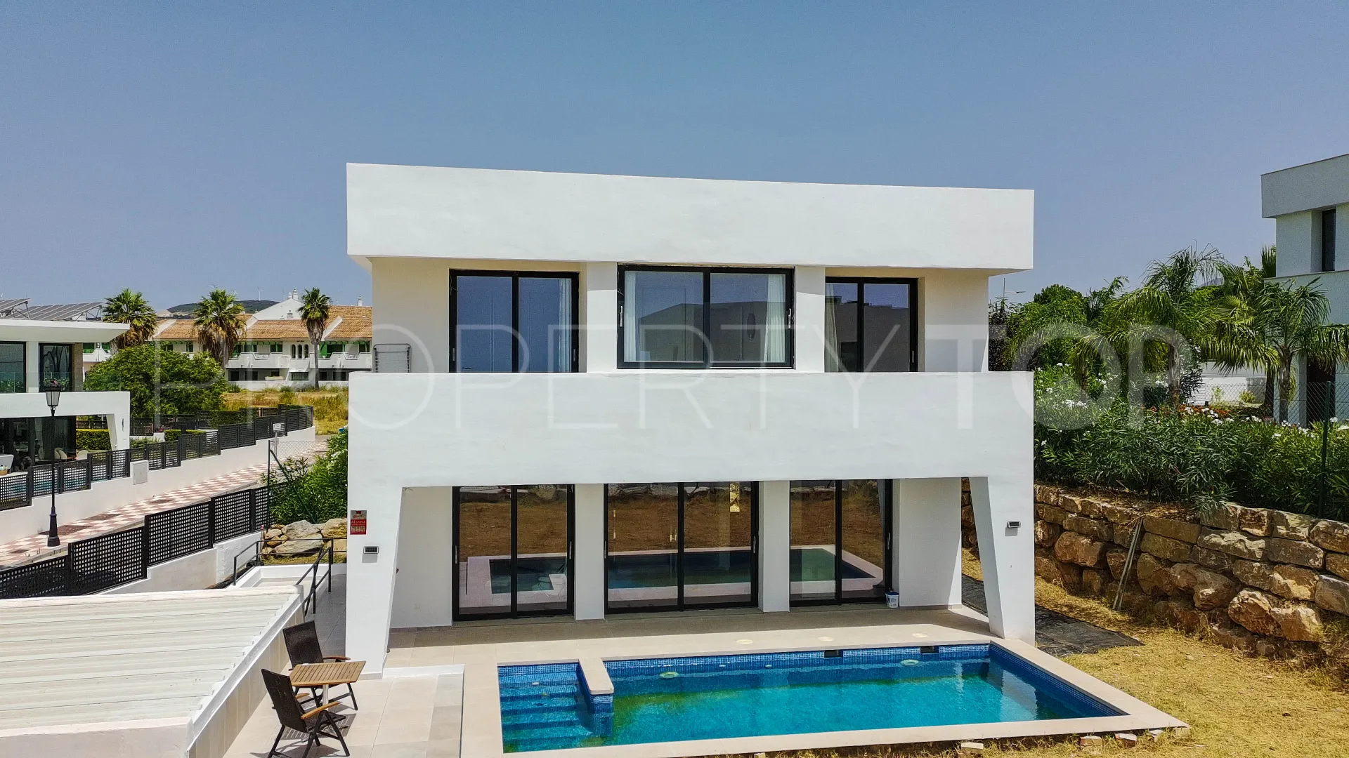 Se vende villa en Los Hidalgos