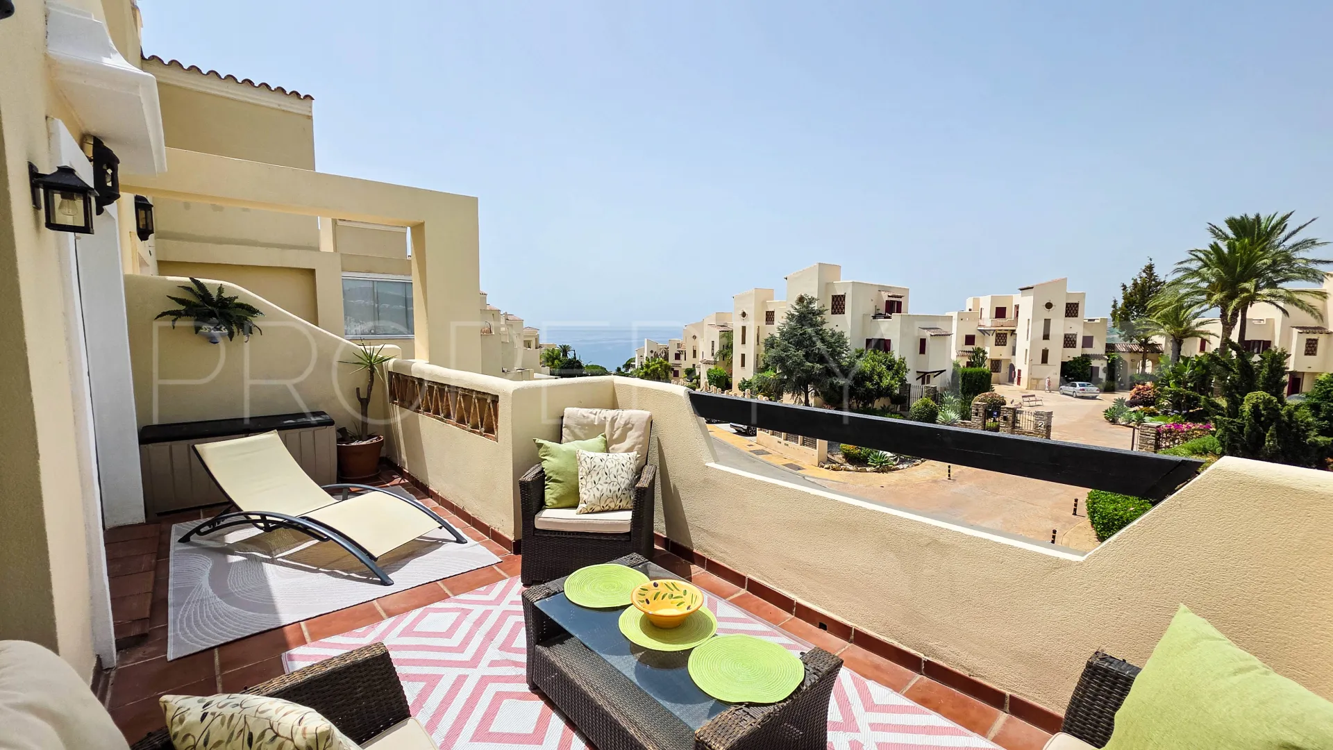 Buy Bahia de Casares duplex penthouse with 3 bedrooms