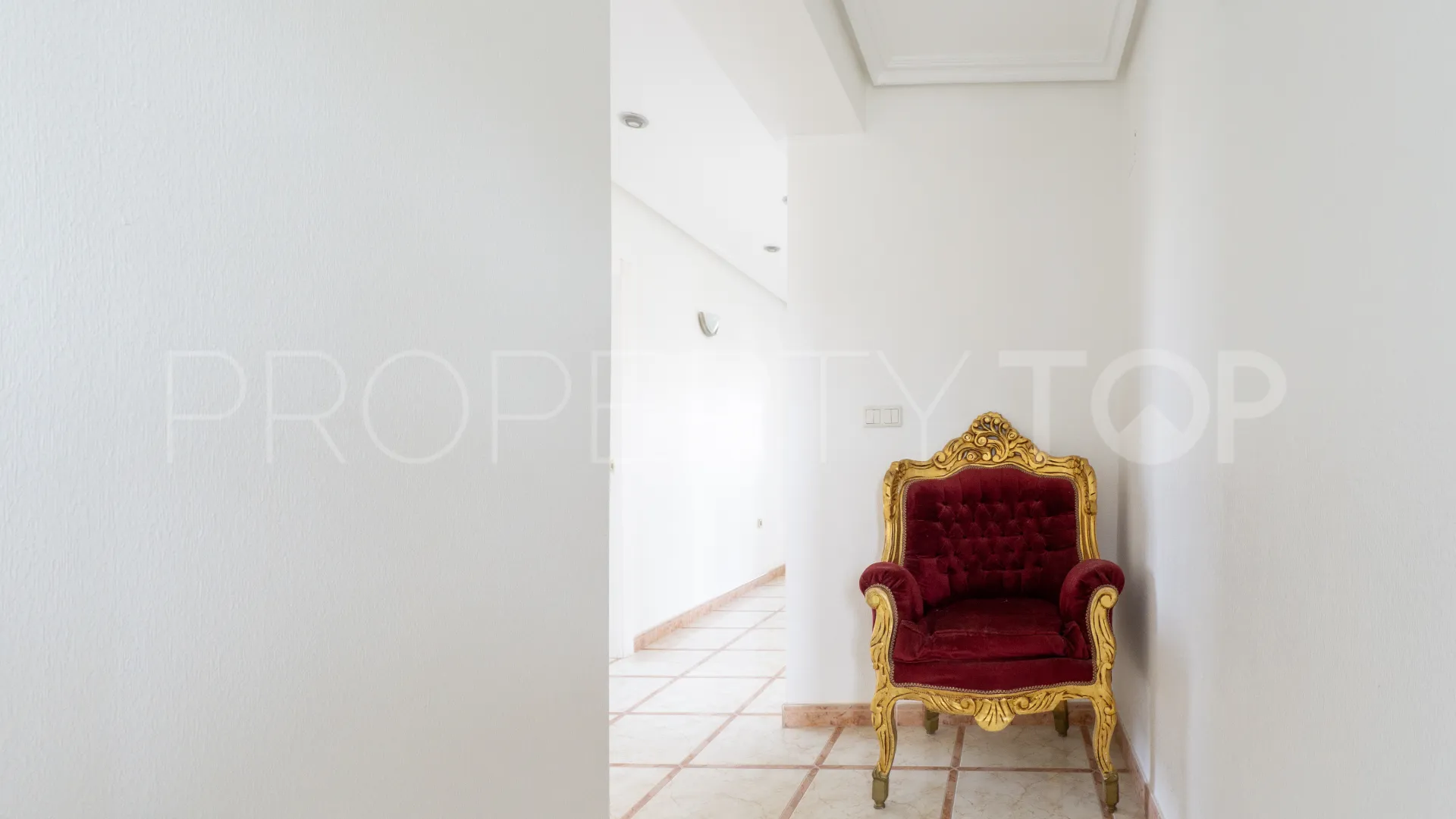 6 bedrooms El Chaparral chalet for sale