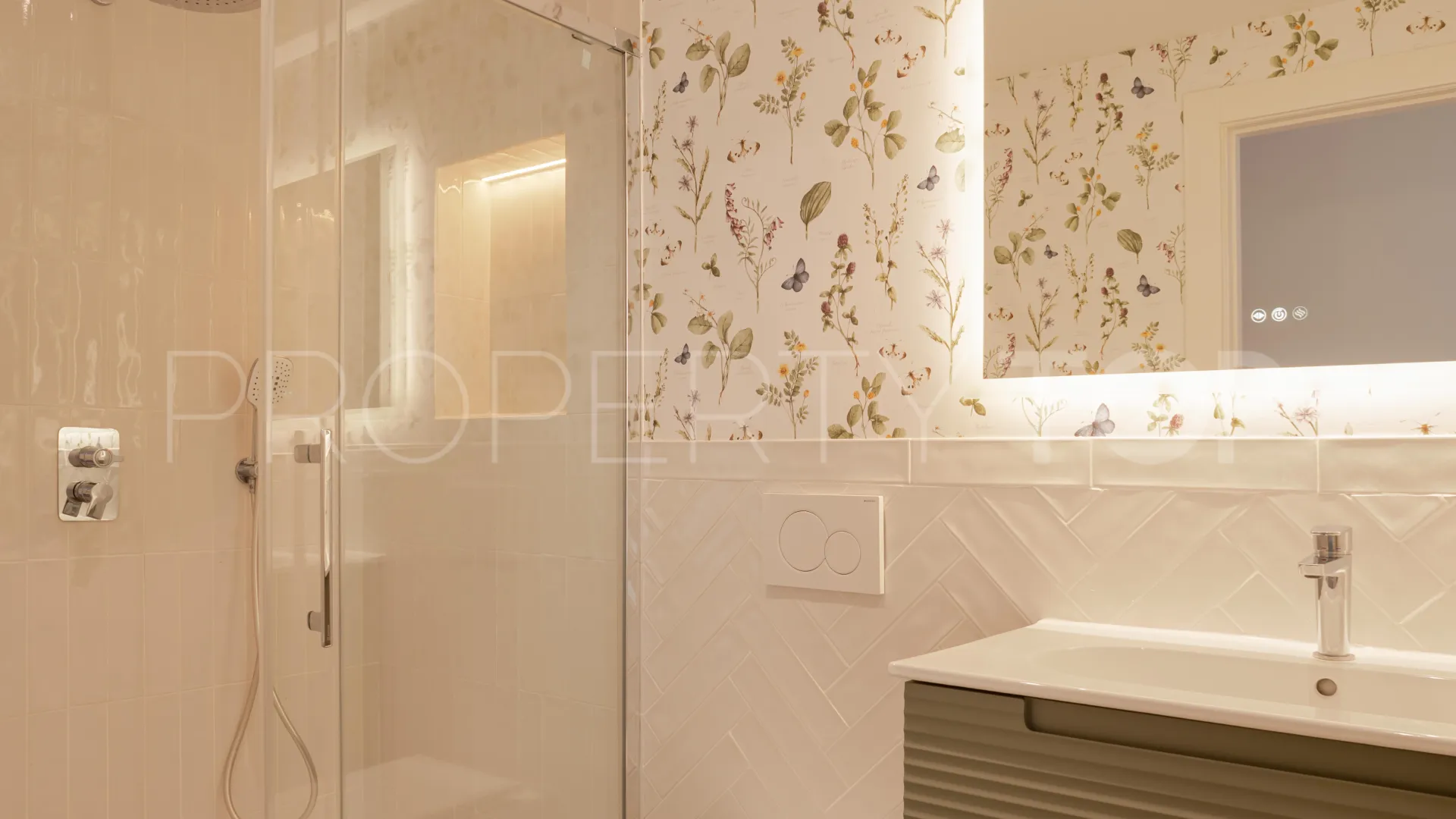 Se vende apartamento en Estepona Este