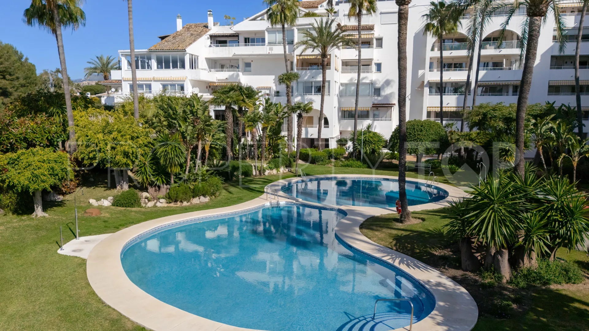 Se vende apartamento en Estepona Este