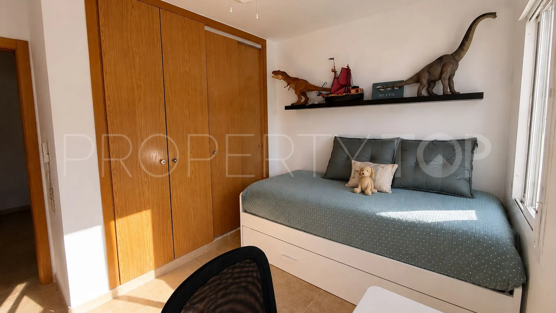 Casares Pueblo, pareado de 3 dormitorios en venta