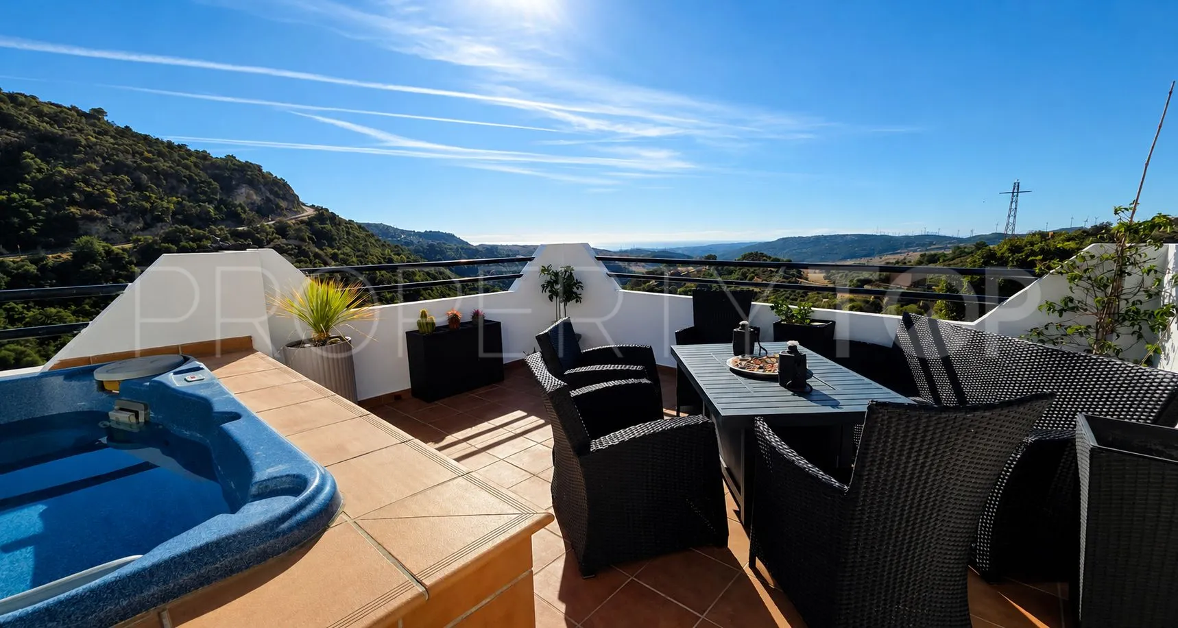 Casares Pueblo, pareado de 3 dormitorios en venta