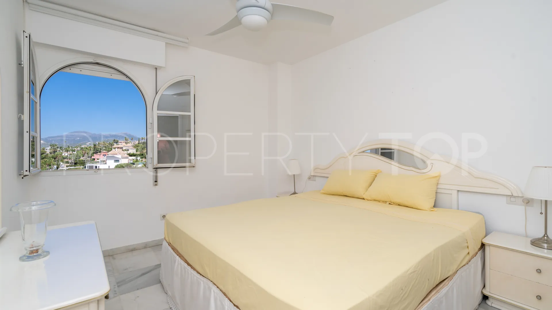 Seghers, apartamento de 3 dormitorios en venta