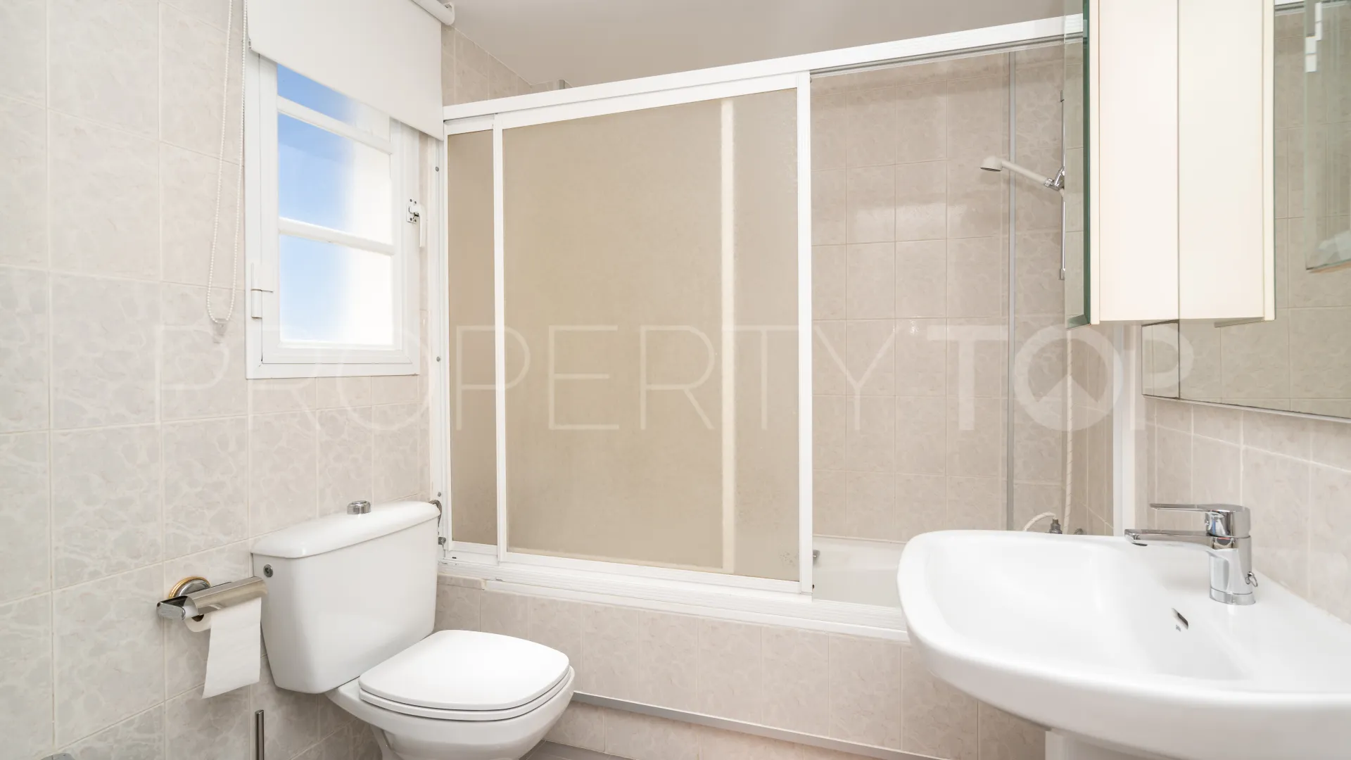 Seghers, apartamento de 3 dormitorios en venta