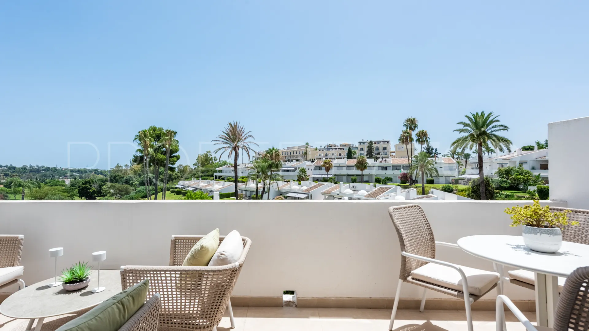 Los Dragos, atico duplex en venta de 3 dormitorios