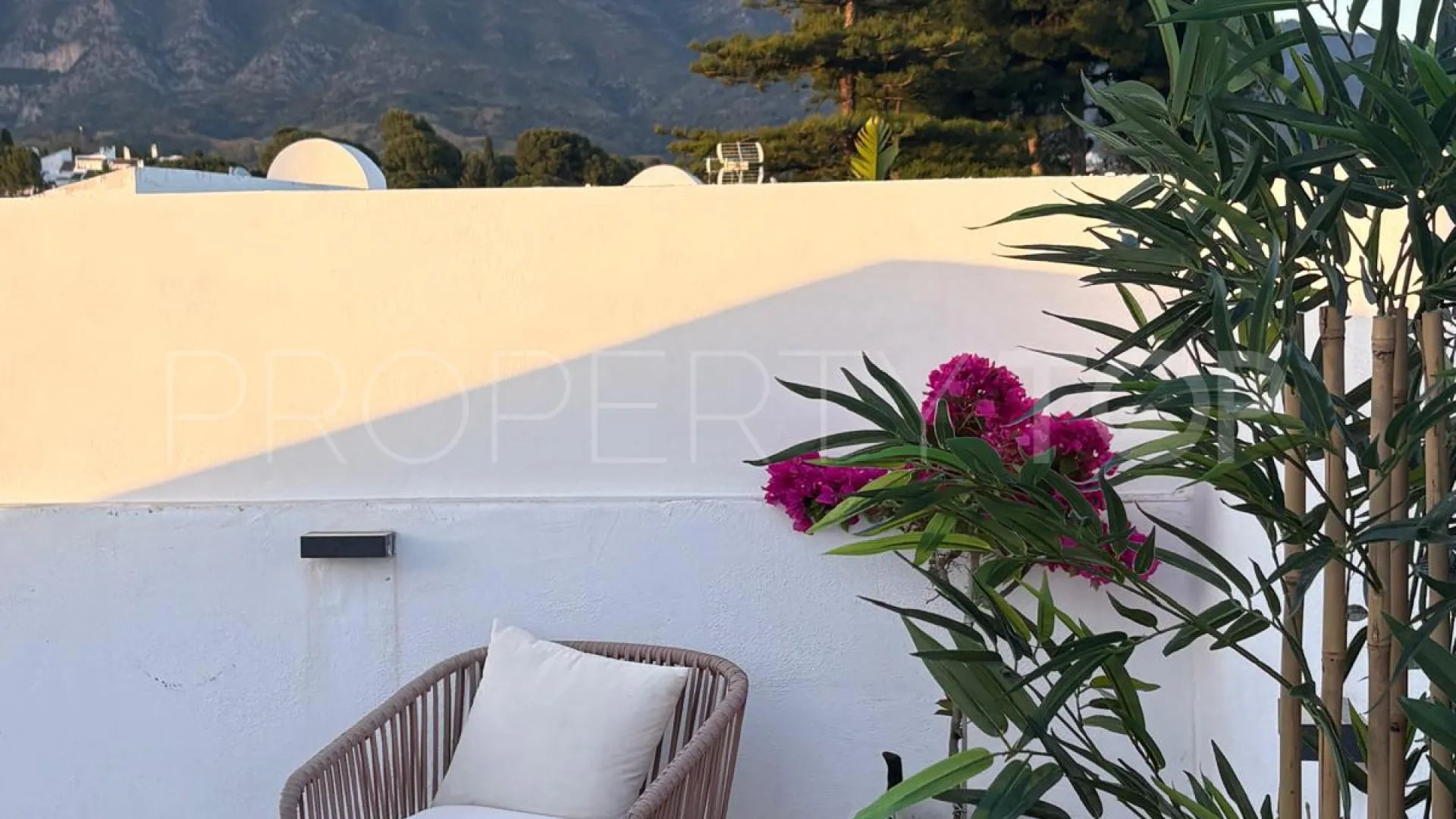 Los Dragos, atico duplex en venta de 3 dormitorios